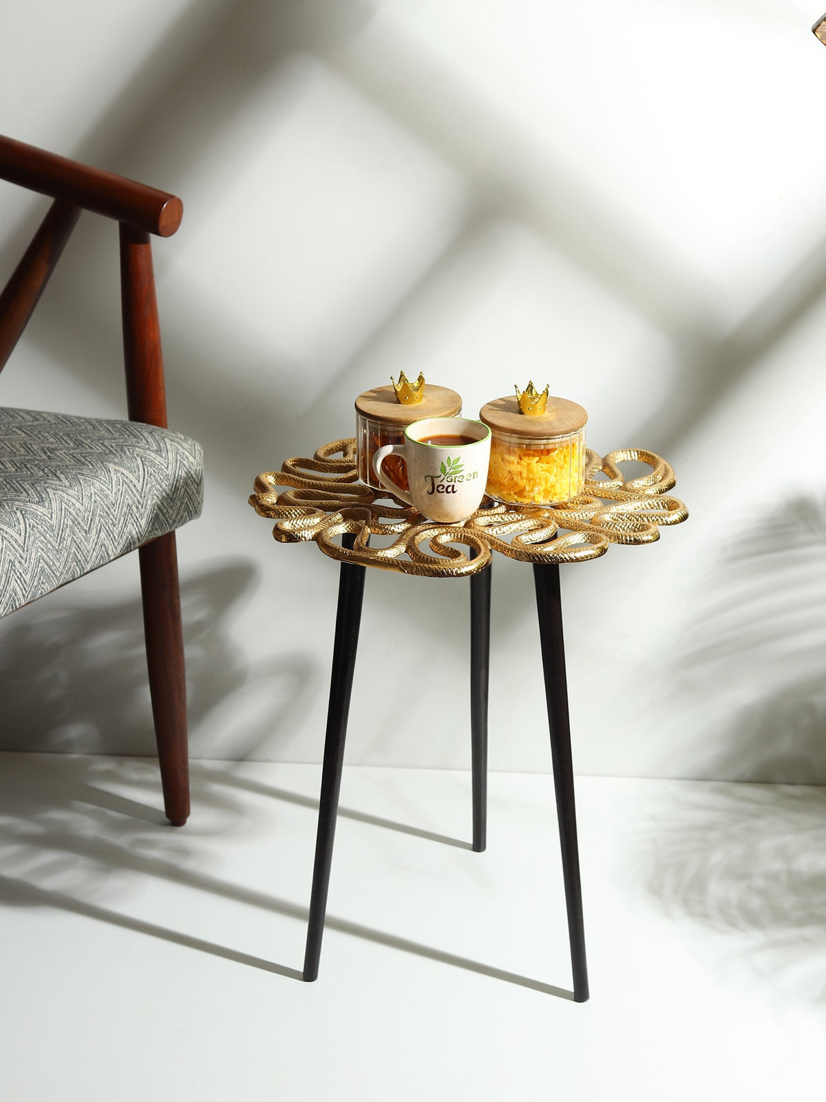Sliitherin's end Table M.M.I. OVERSEAS