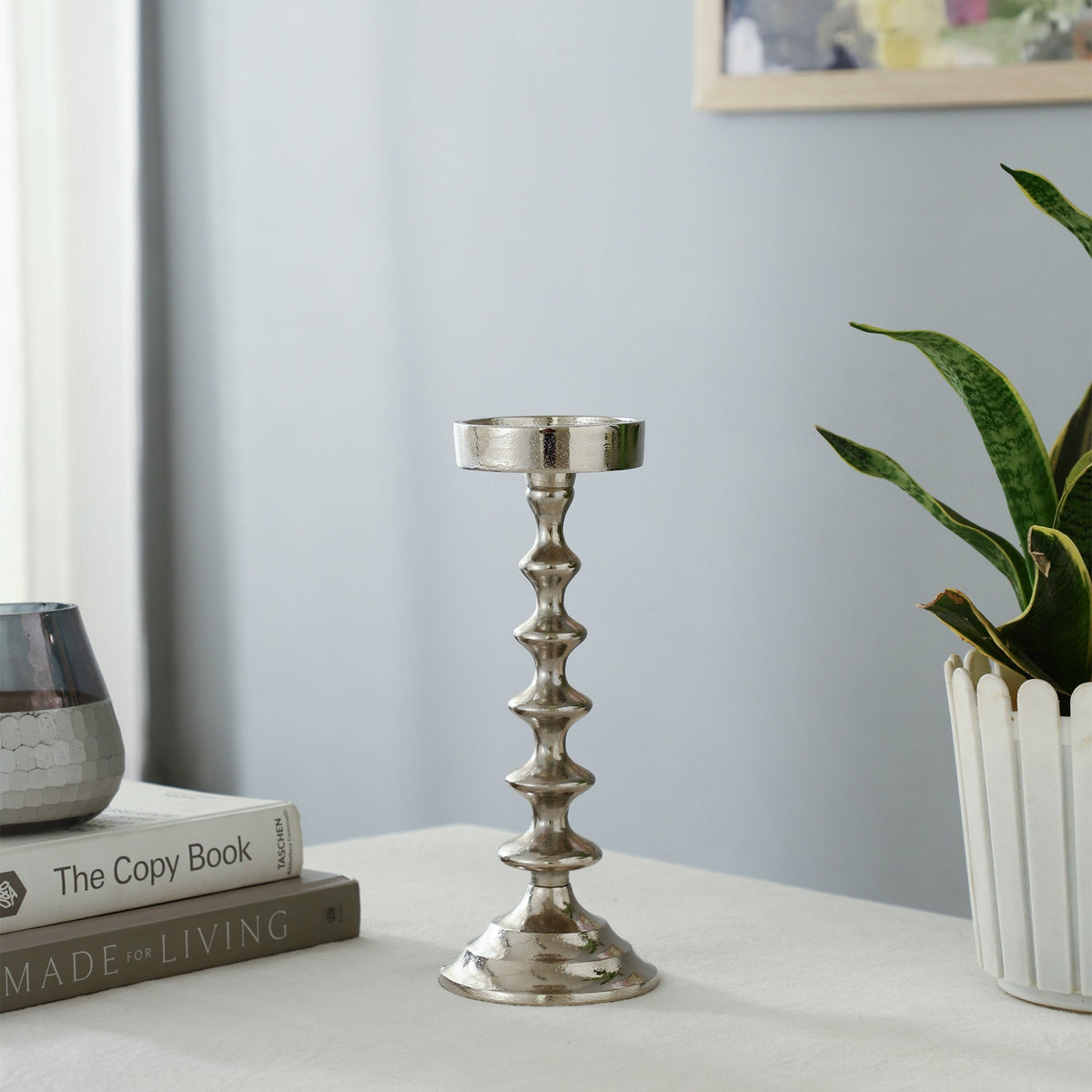 Ebon Whisper Candle holders M.M.I. OVERSEAS