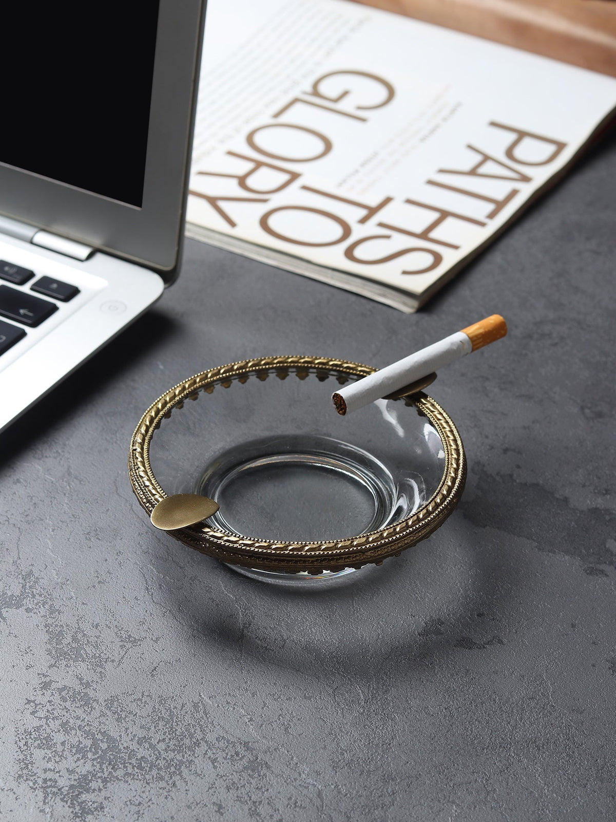 Smokelet Ash tray M.M.I. OVERSEAS