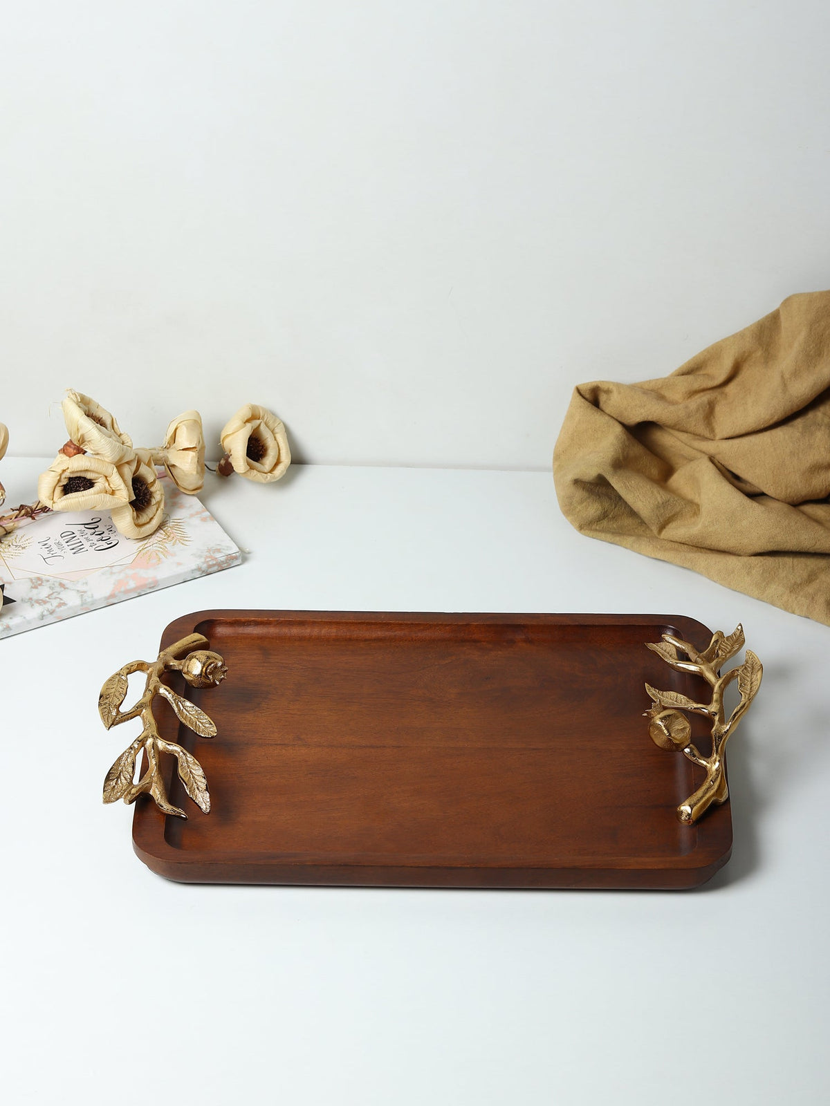 Pomegranate tray gold M.M.I. OVERSEAS