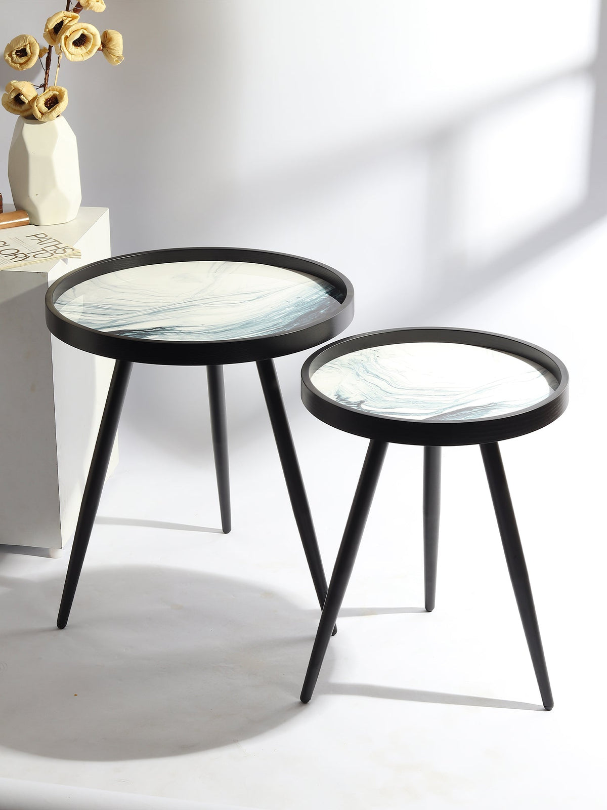 Oceara Table Set of 2 M.M.I. OVERSEAS