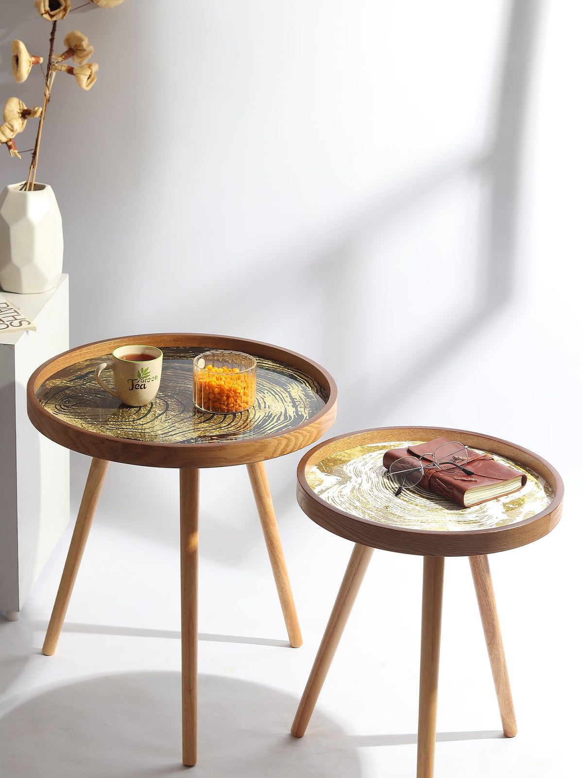 Oakveil Brown Table Set of 2 M.M.I. OVERSEAS