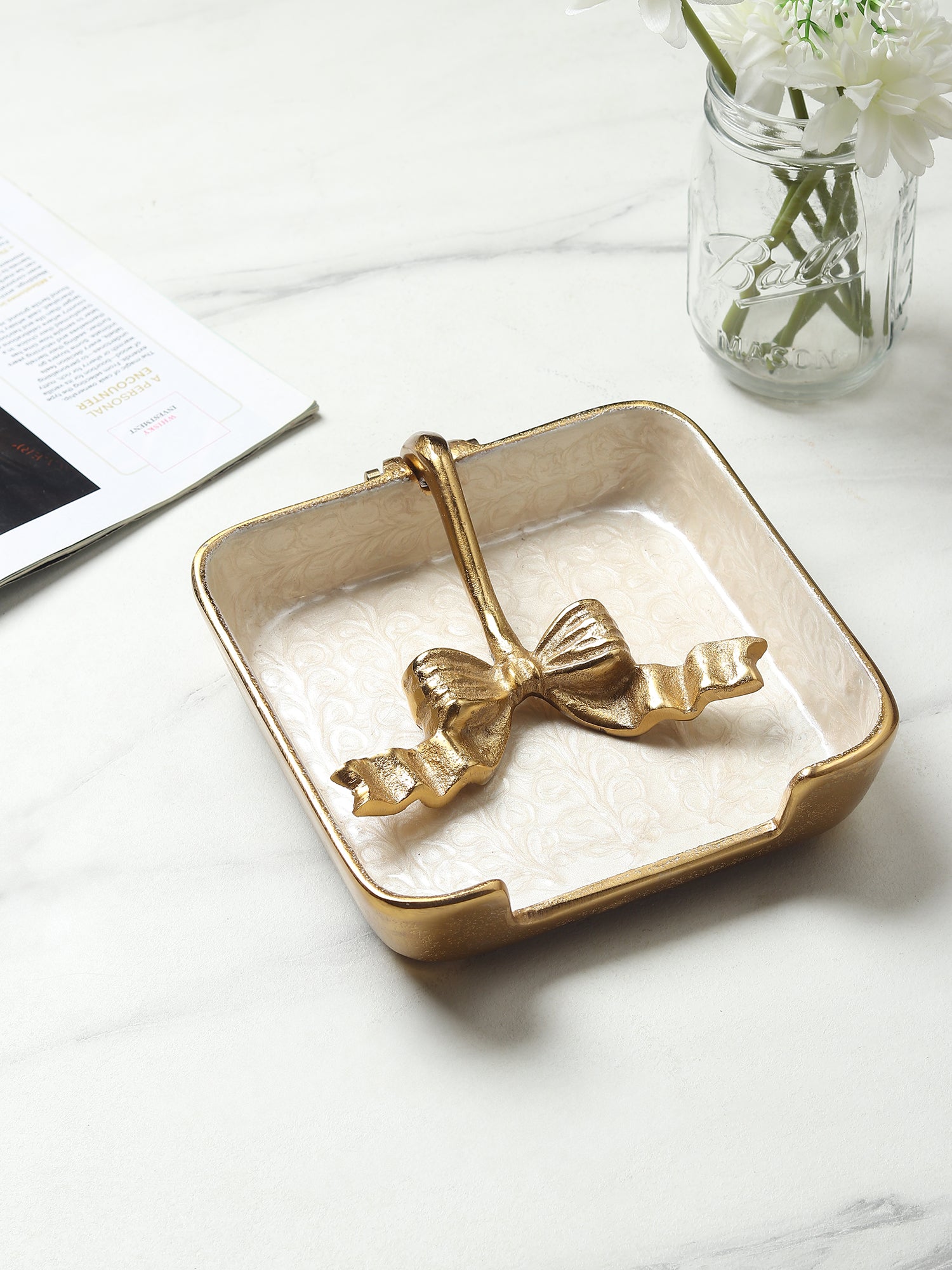 Avelion Ivory Pearl Tissue Holder - OUCHCART
