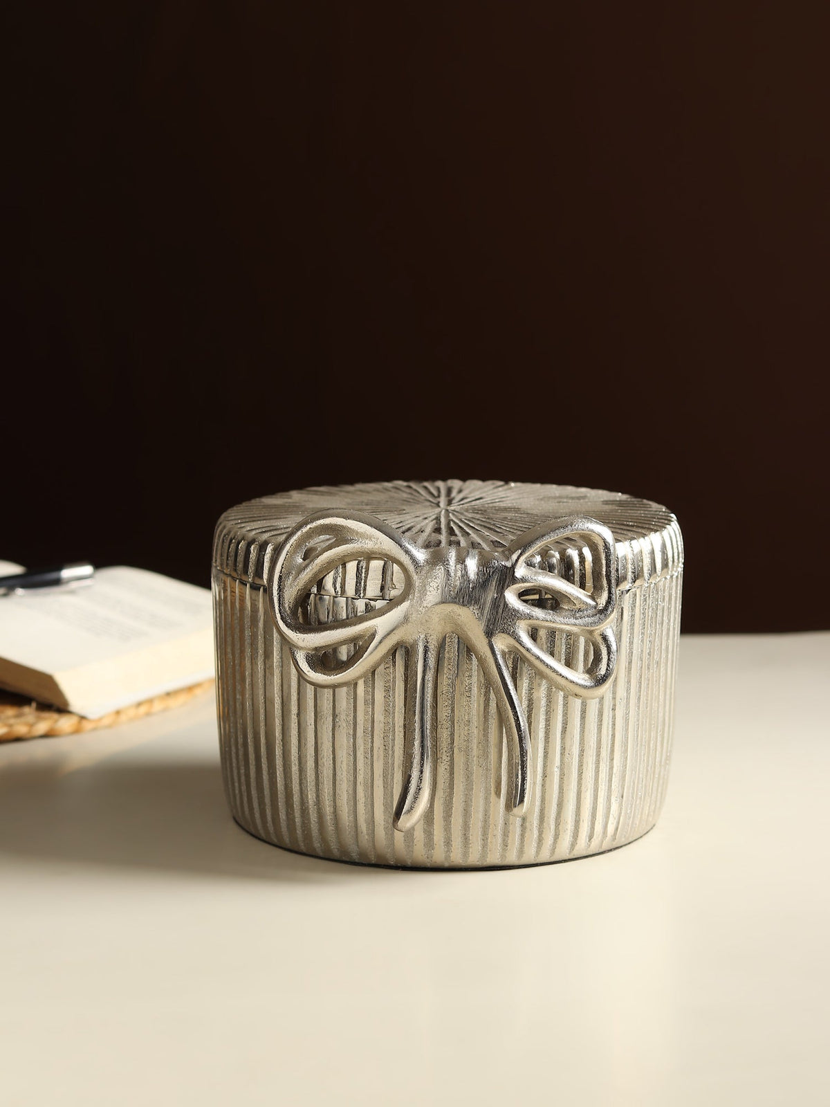 Bella's Bow Storage Box M.M.I. OVERSEAS