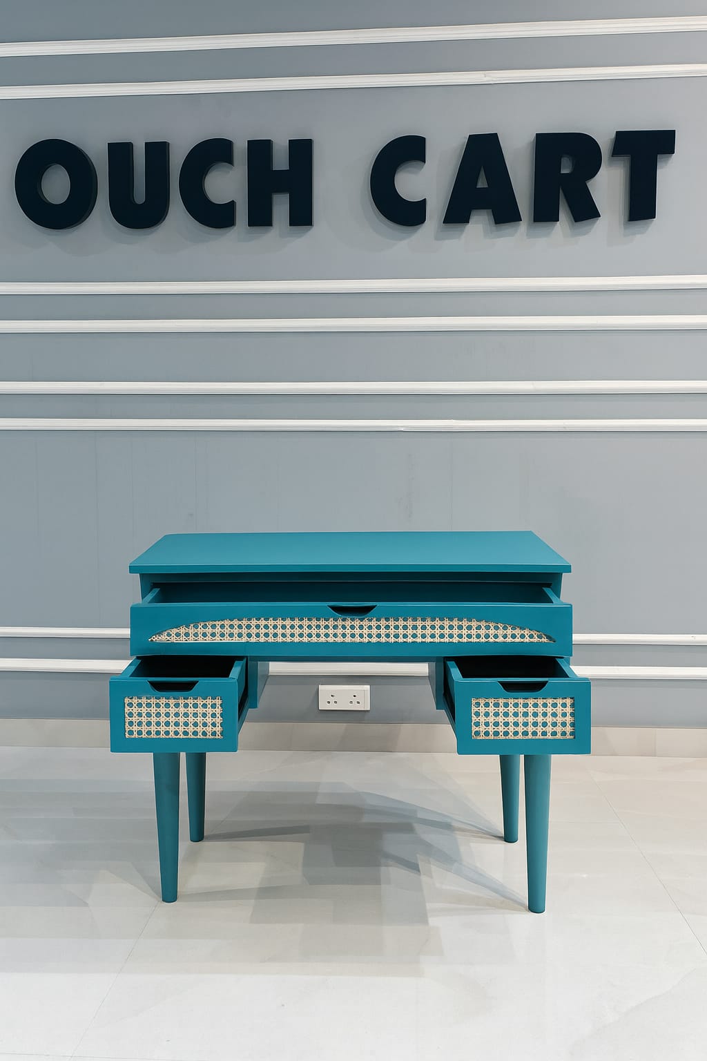Liam Study Desk