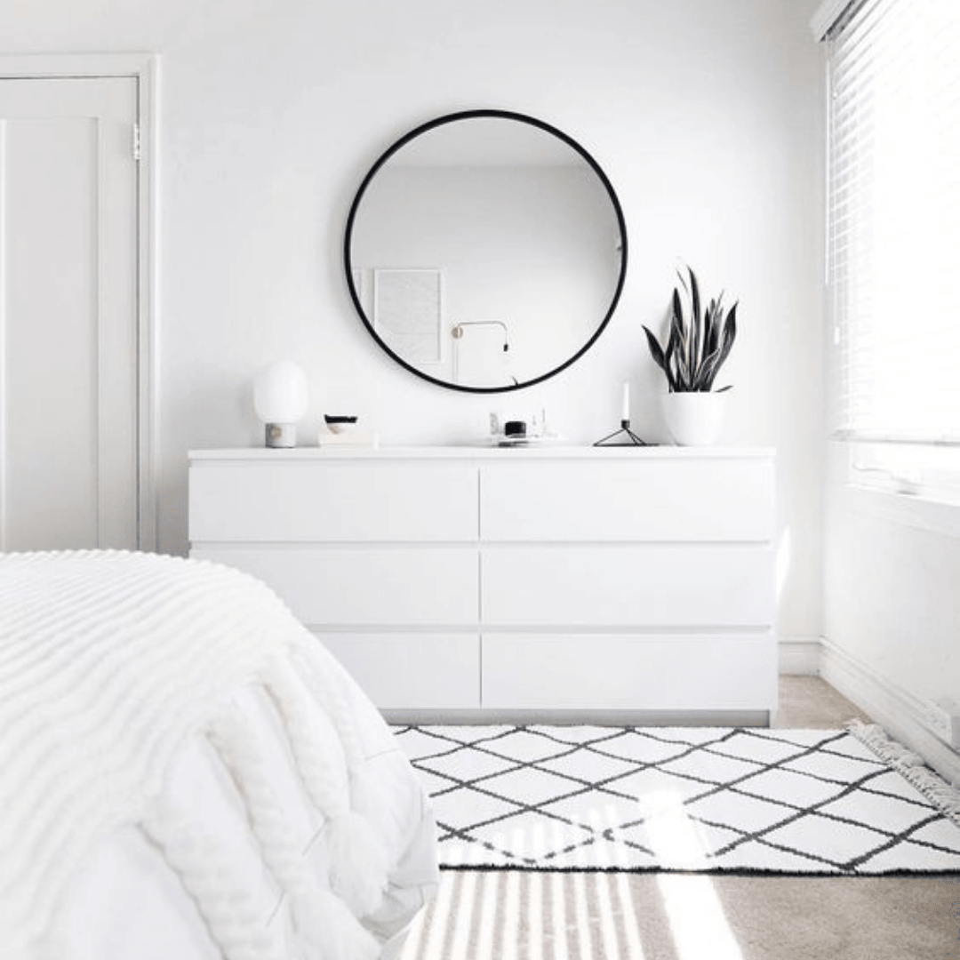 Gangaur Ovel Black Beauty Wall Mirror - Ouch Cart