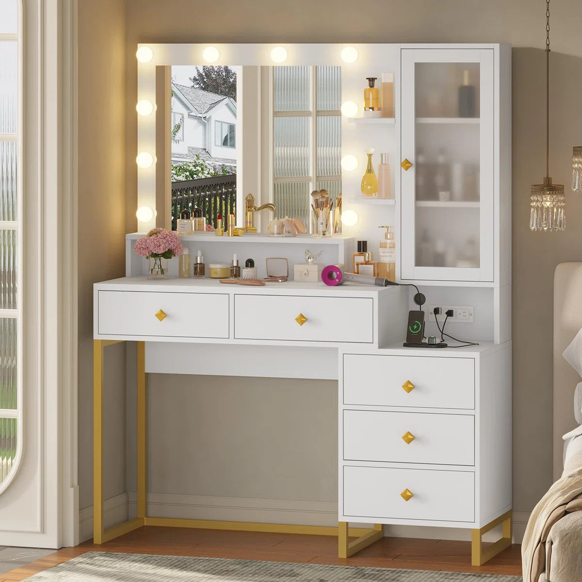 Stylish Dufault Vanity Table with Mirror and Bedroom Storage