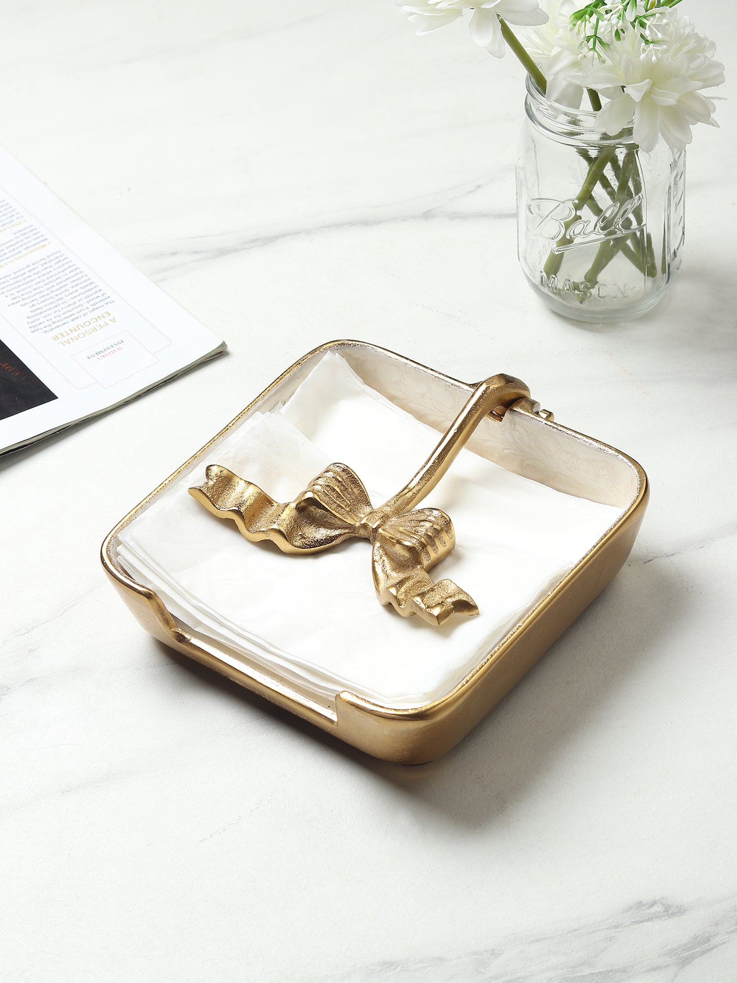 Avelion Ivory Pearl Tissue Holder