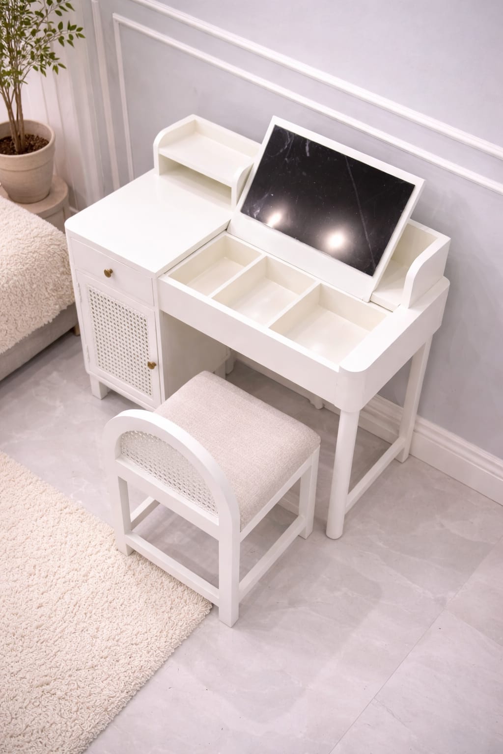 Bayview Makeup Vanity Table with Stool – Elegant Bedroom Dressing Desk OUCH CART