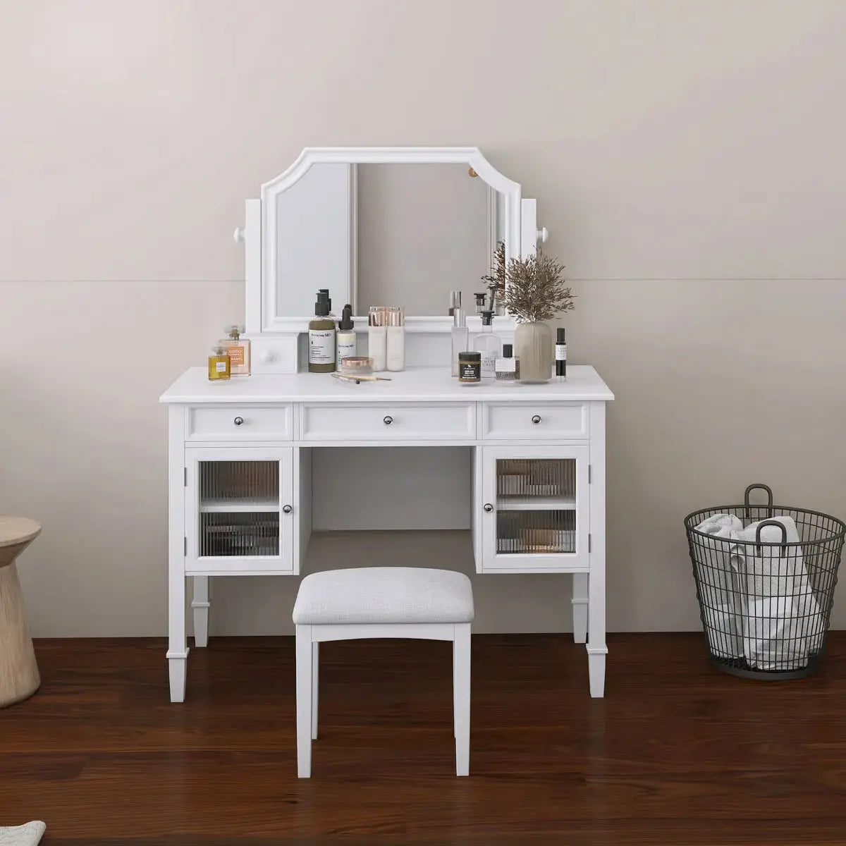 Elegant 44.4" Makeup Vanity Desk – Large Mirror & Convenient Drawer-OUCH CART Dressing table