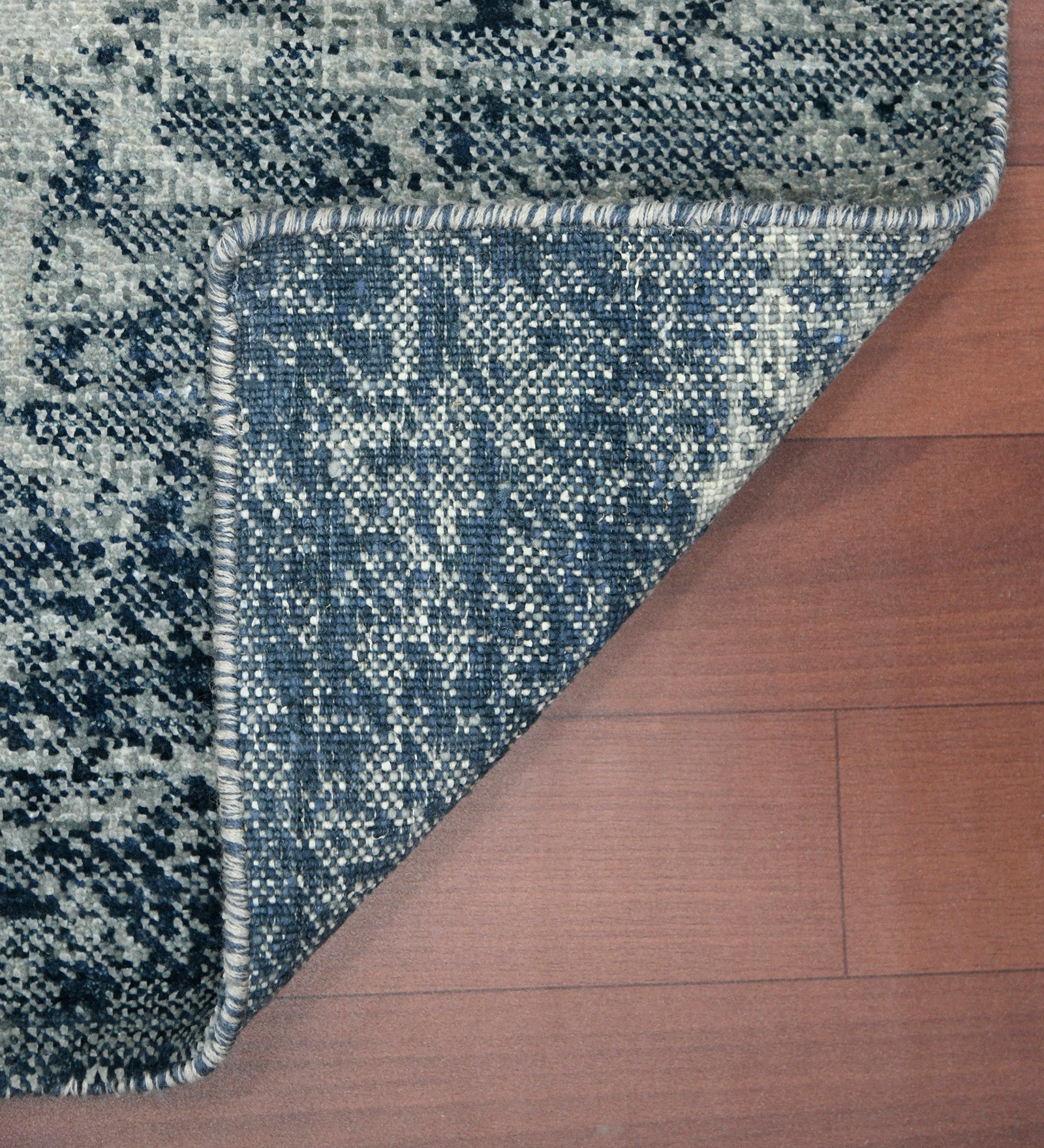 Dazzle Modern Pattern Hand Knotted Rectangle Anti-Skid Designer Carpet, Prayer Rug For Office Cabins, Small Living Spaces - 2'X3' Saraswati Global