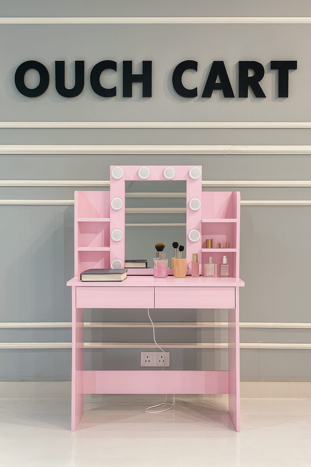 Amelia ressing Table with Mirror