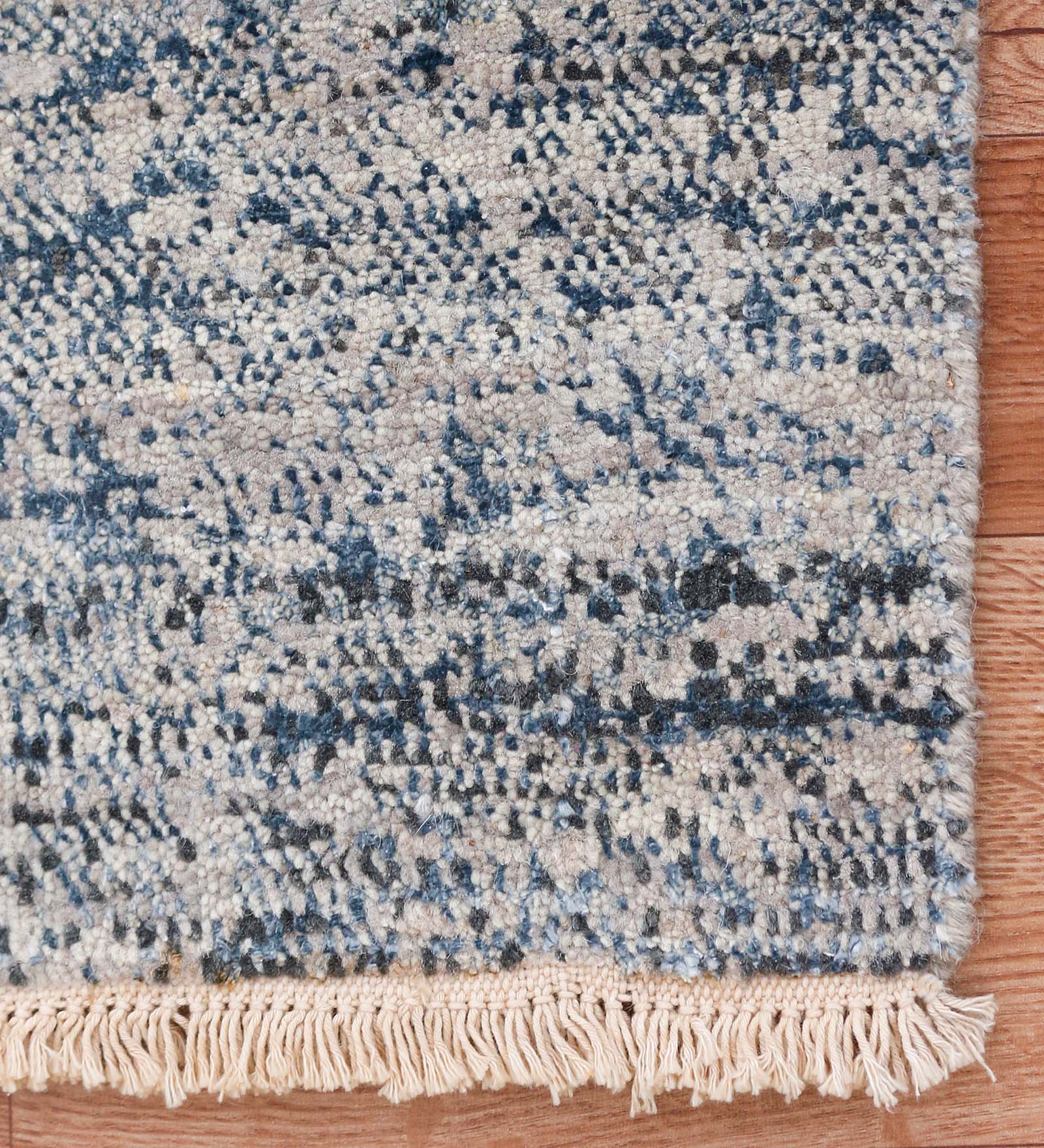 Dazzle Modern Pattern Hand Knotted Rectangle Anti-Skid Designer Carpet, Prayer Rug For Office Cabins, Small Living Spaces - 4'x6'