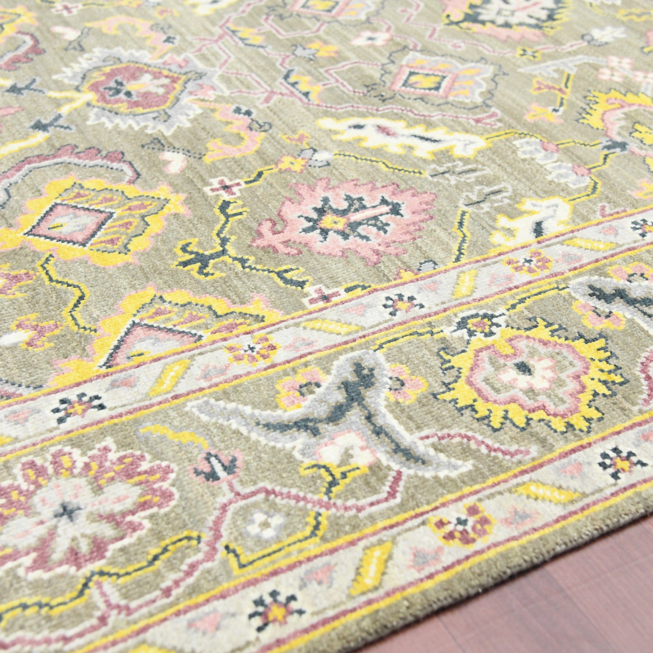 Bristol Traditional Pattern Hand Knotted Rectangle Anti-Skid Designer Carpet, Area Rug For Bed Room, Living Room - 9'X12'