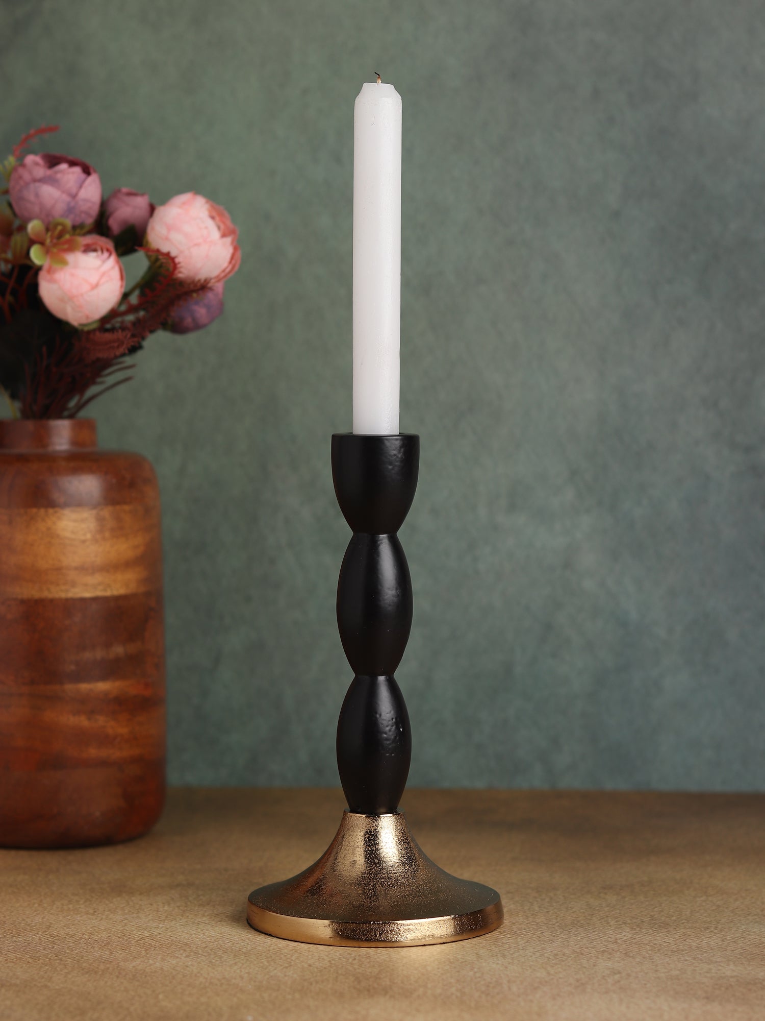 Spiral Candle Holder Black/Gold M.M.I. OVERSEAS
