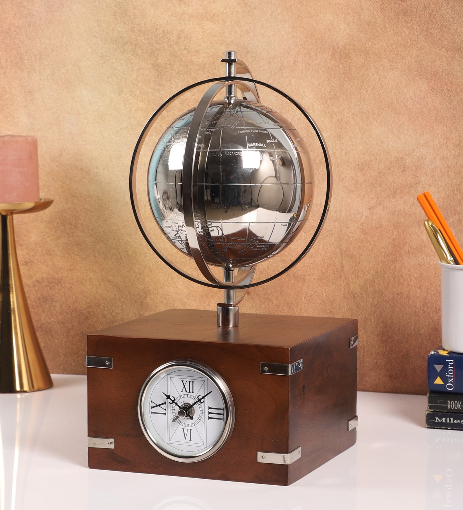 Atlasphere Silver Table Clock - OUCH CART
