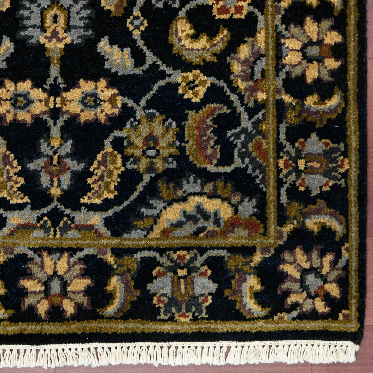 Luxor Classic Pattern Hand Knotted Rectangle Anti-Skid Designer Carpet, Prayer Rug For Office Cabins, Small Living Spaces - 2'X3' Saraswati Global