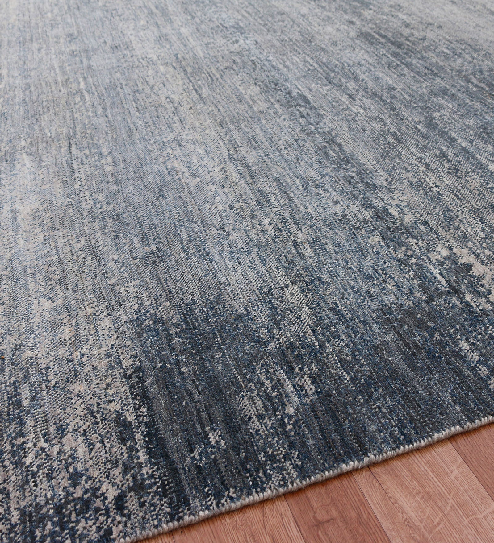 Dazzle Modern Pattern Hand Knotted Rectangle Anti-Skid Designer Carpet, Prayer Rug For Office Cabins, Small Living Spaces - 2'X3'