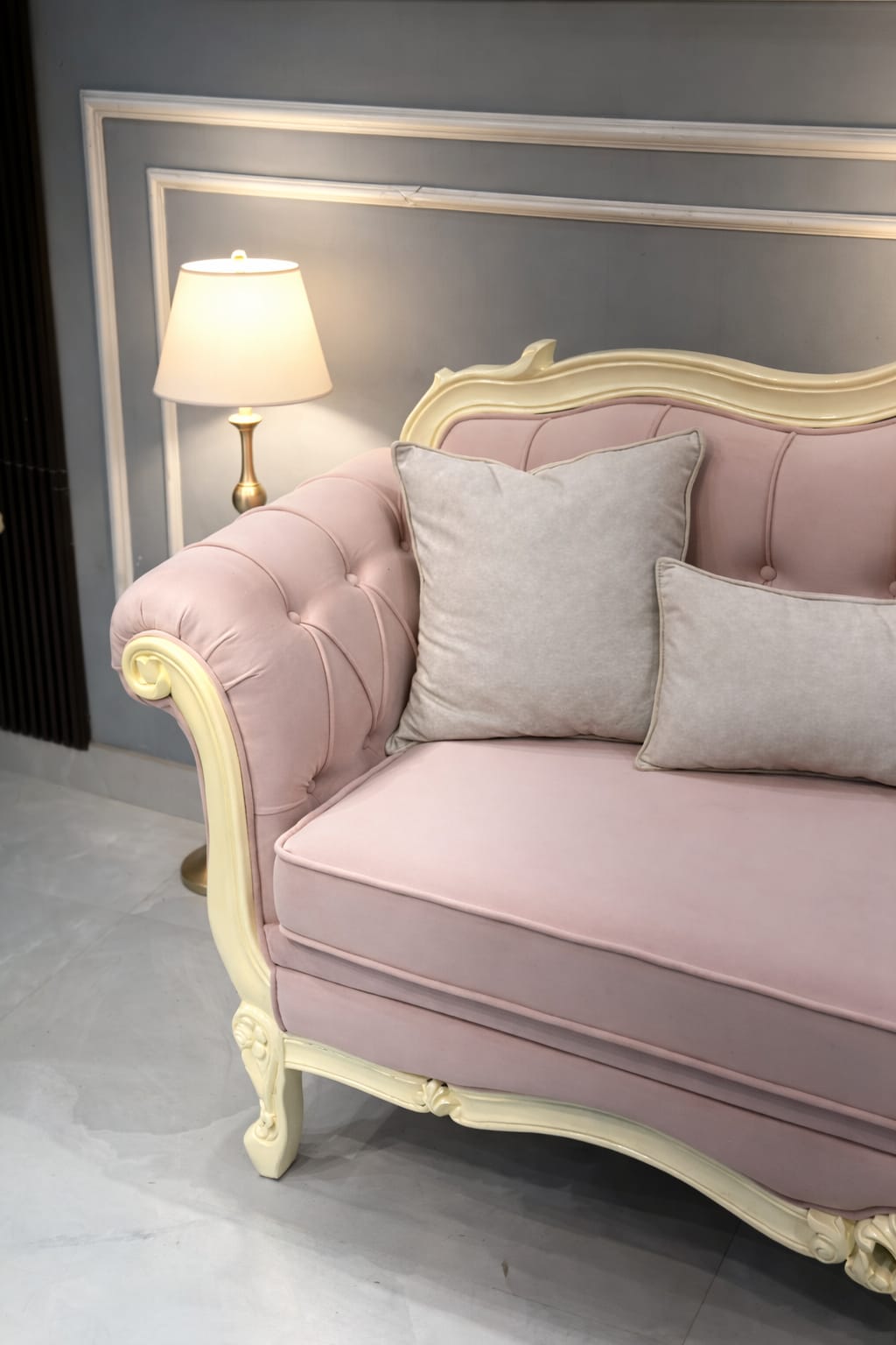 French-style carved pink sofa