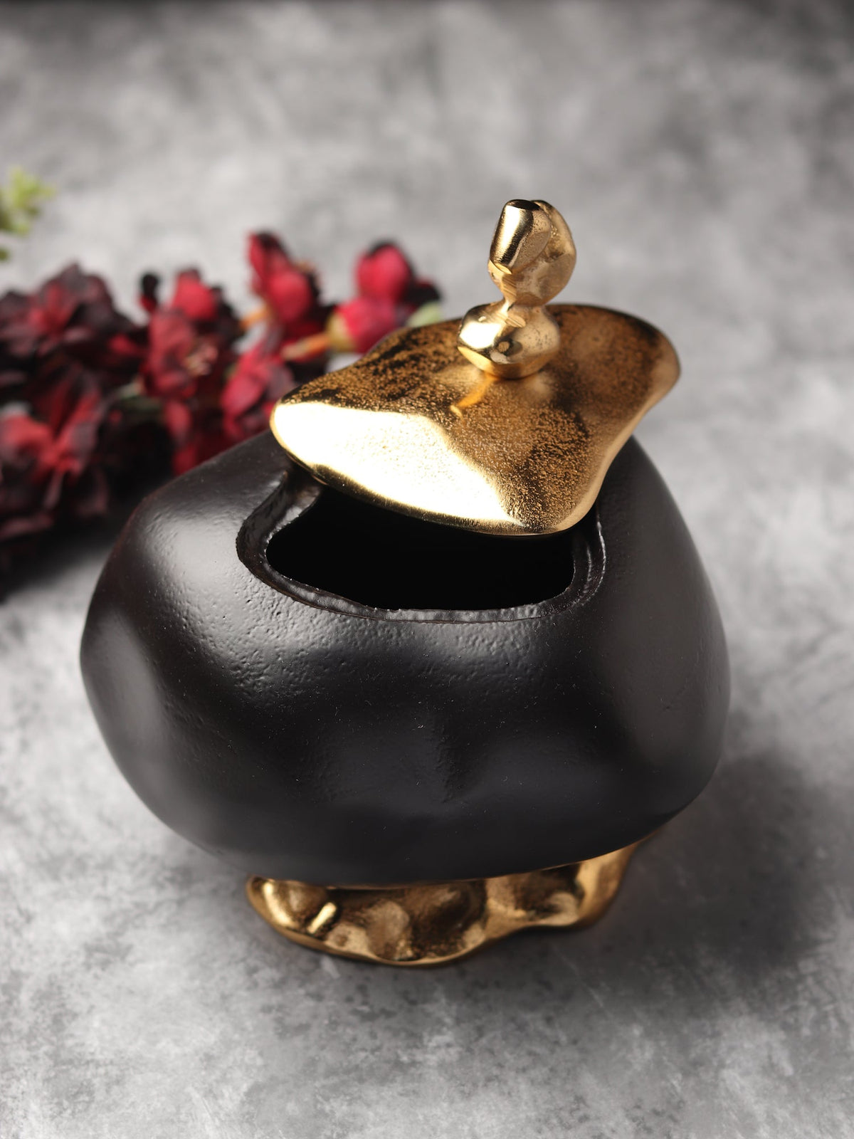 SlatePebble Box in Black Gold M.M.I. OVERSEAS