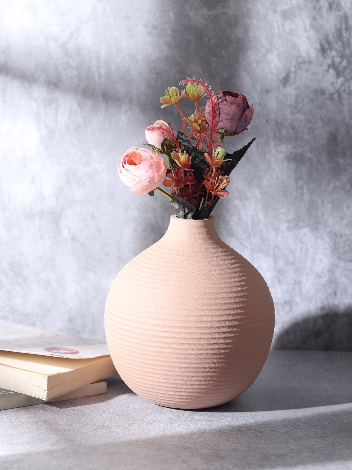 Bella Peach Enamel Vase M.M.I. OVERSEAS