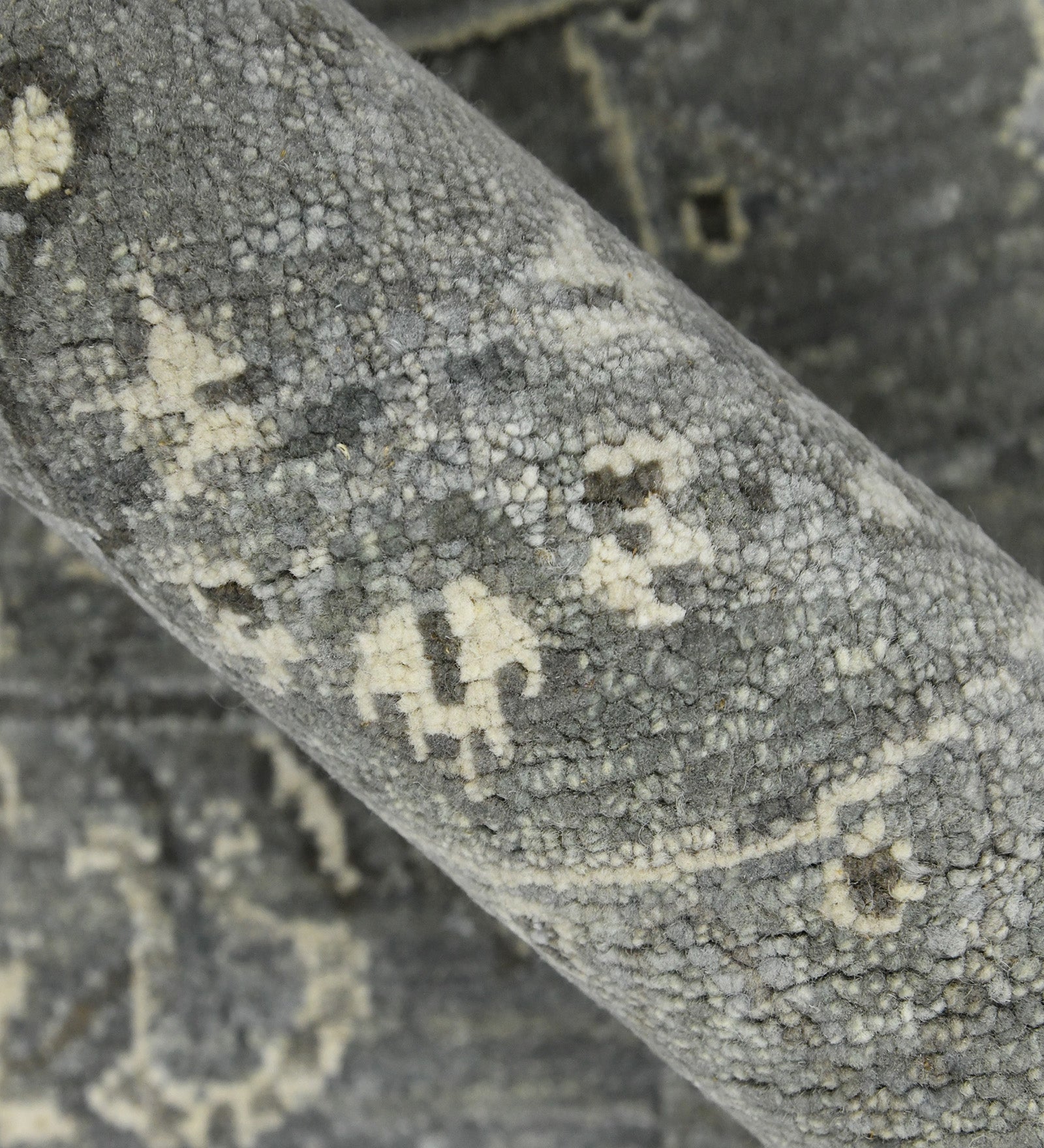 Nuit Arabe Traditional Pattern Hand Knotted Rectangle Anti-Skid Designer Carpet, Prayer Rug For Office Cabins, Small Living Spaces - 4'X6'