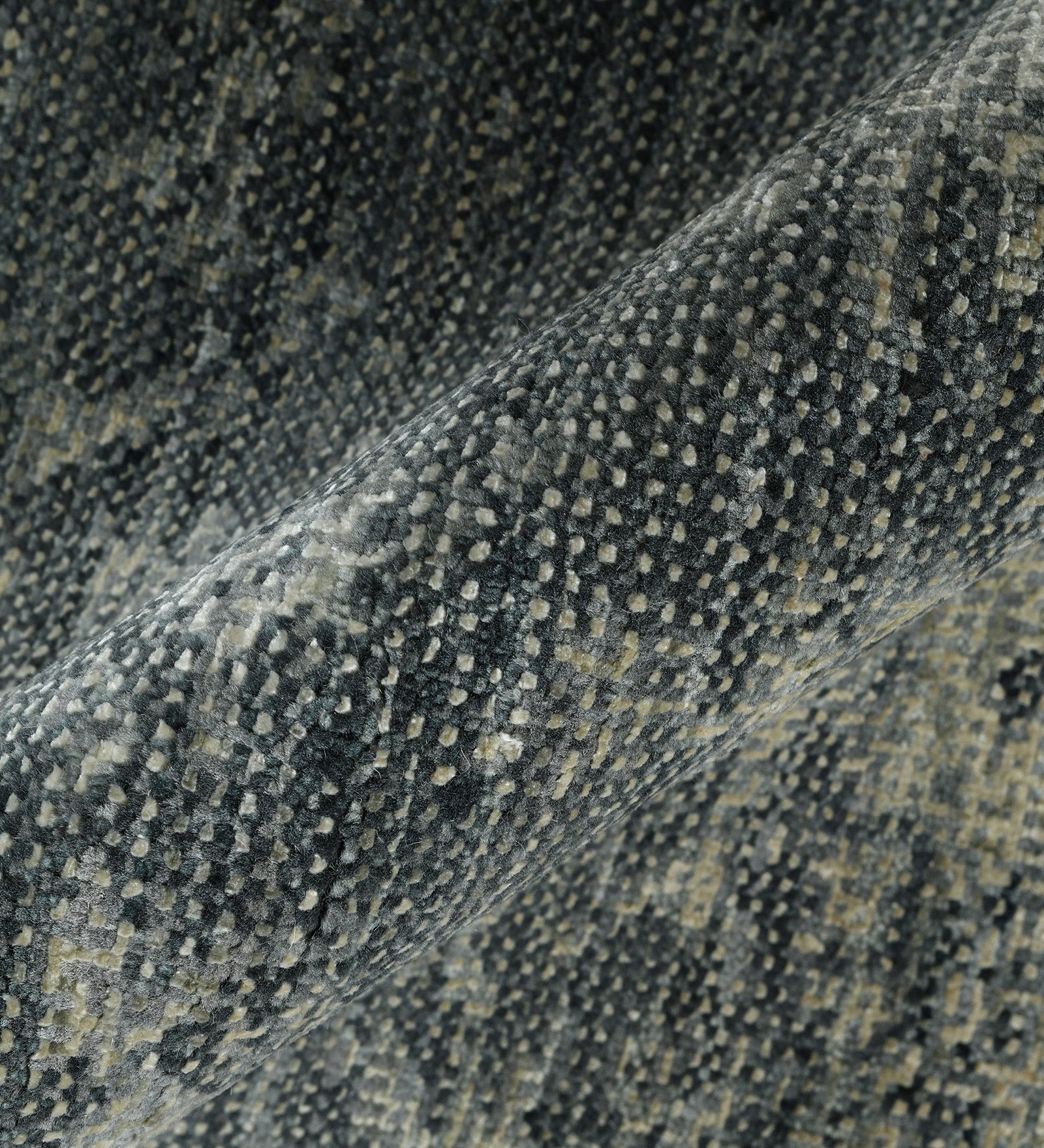 Dazzle Modern Pattern Hand Knotted Rectangle Anti-Skid Designer Carpet, Prayer Rug For Office Cabins, Small Living Spaces - 2'X3'