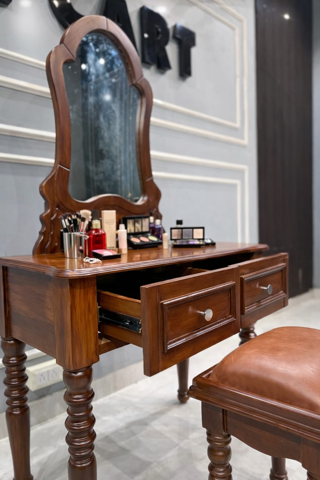 Vintage Mahogany Makeup Vanity Set with Petal Mirror & Stool