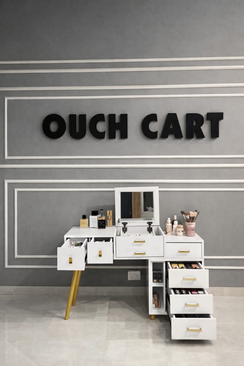 Valentina White Makeup Vanity Dressing Table with Mirror with Stool Vanity Desk, Makeup Vanity with Mirror, White Desk with Drawers, Makeup Vanity Desk, for Bedroom