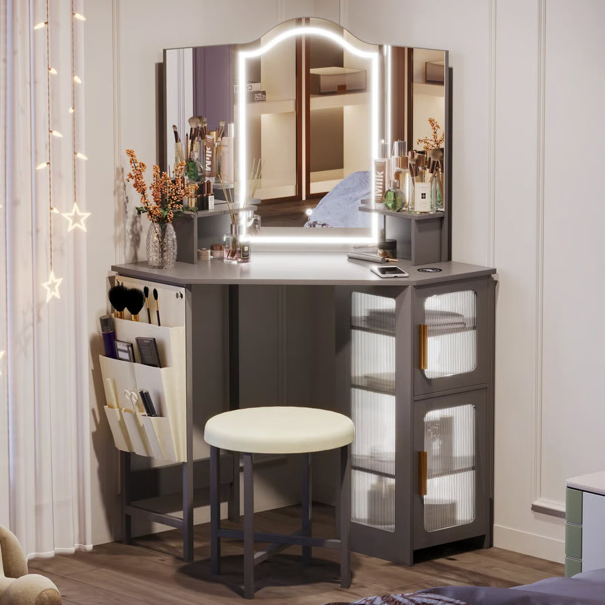 Audryanna Vanity Desk for Bedroom with Mirror and Elegant Design-OUCH CART |Dressing table
