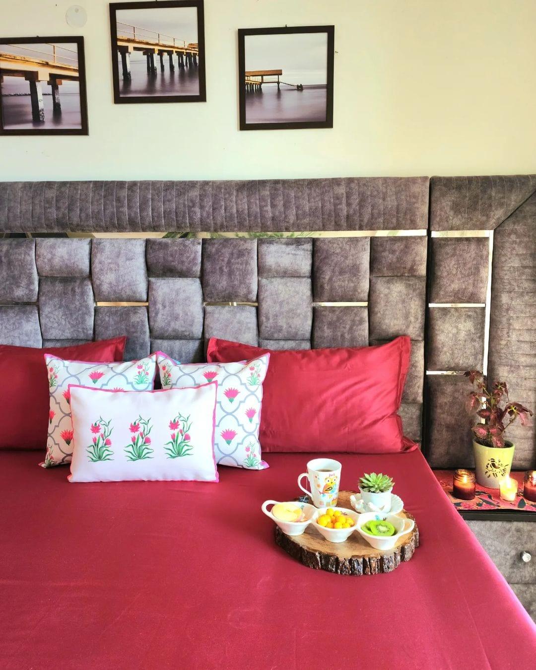 Rhubarb Bedding Set - Ouch Cart