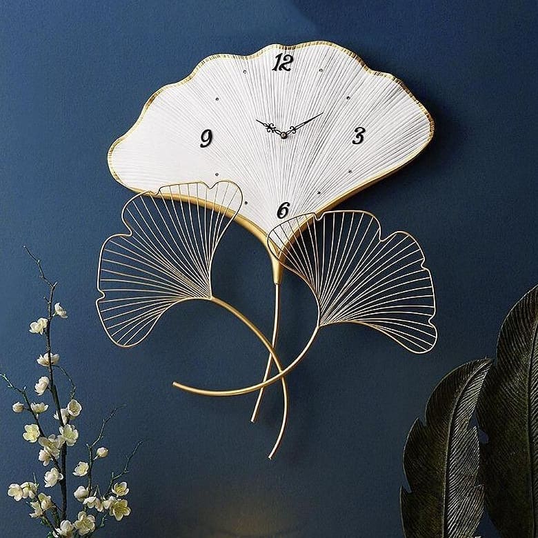 Three Leaf Wall Clock N.R.HOMESDECOR