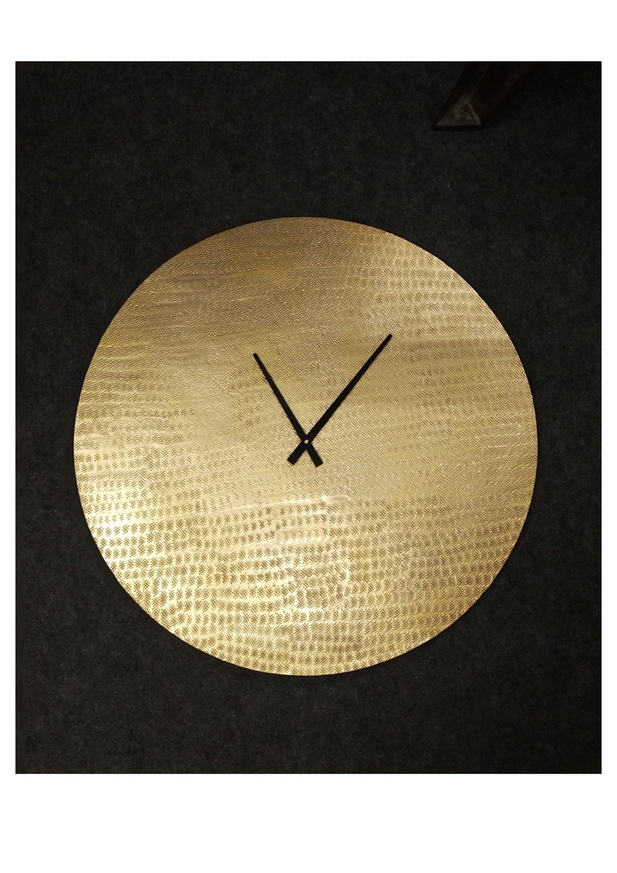 Golden Hammered Circle Wall Clock 24Inch N.R.HOMESDECOR