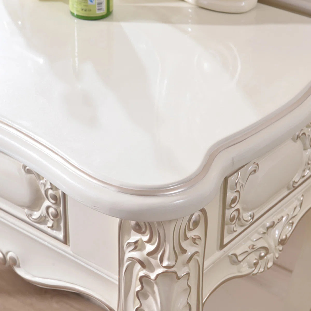 European-Style Luxury Oak Makeup Vanities Ouch Cart