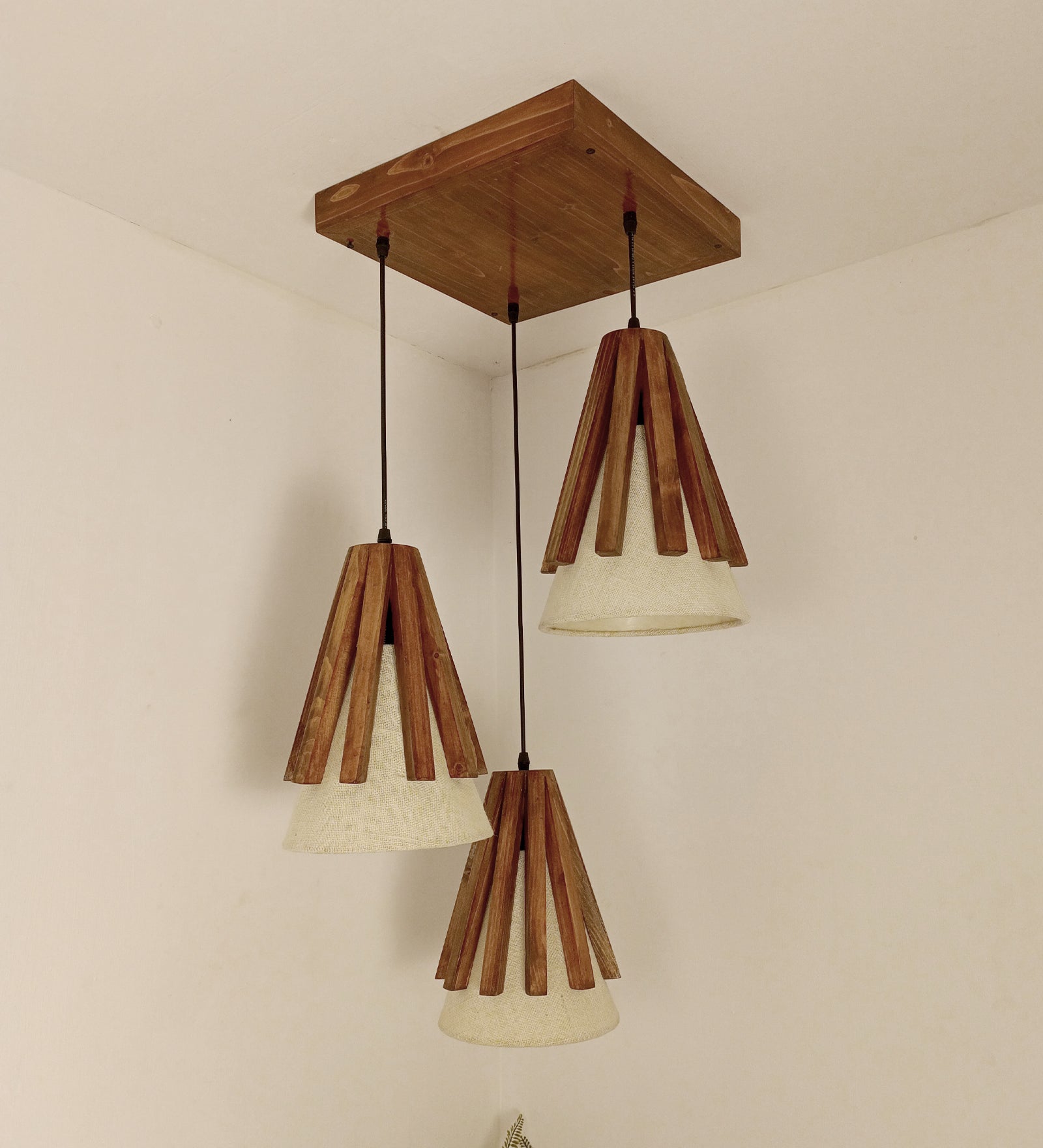 Flue Brown Wooden Cluster Hanging Lamp (BULB NOT INCLUDED)