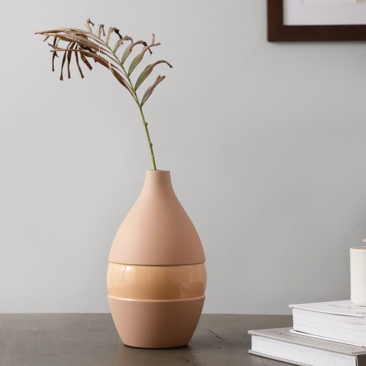 Vesera Peach Enamel Vase M.M.I. OVERSEAS