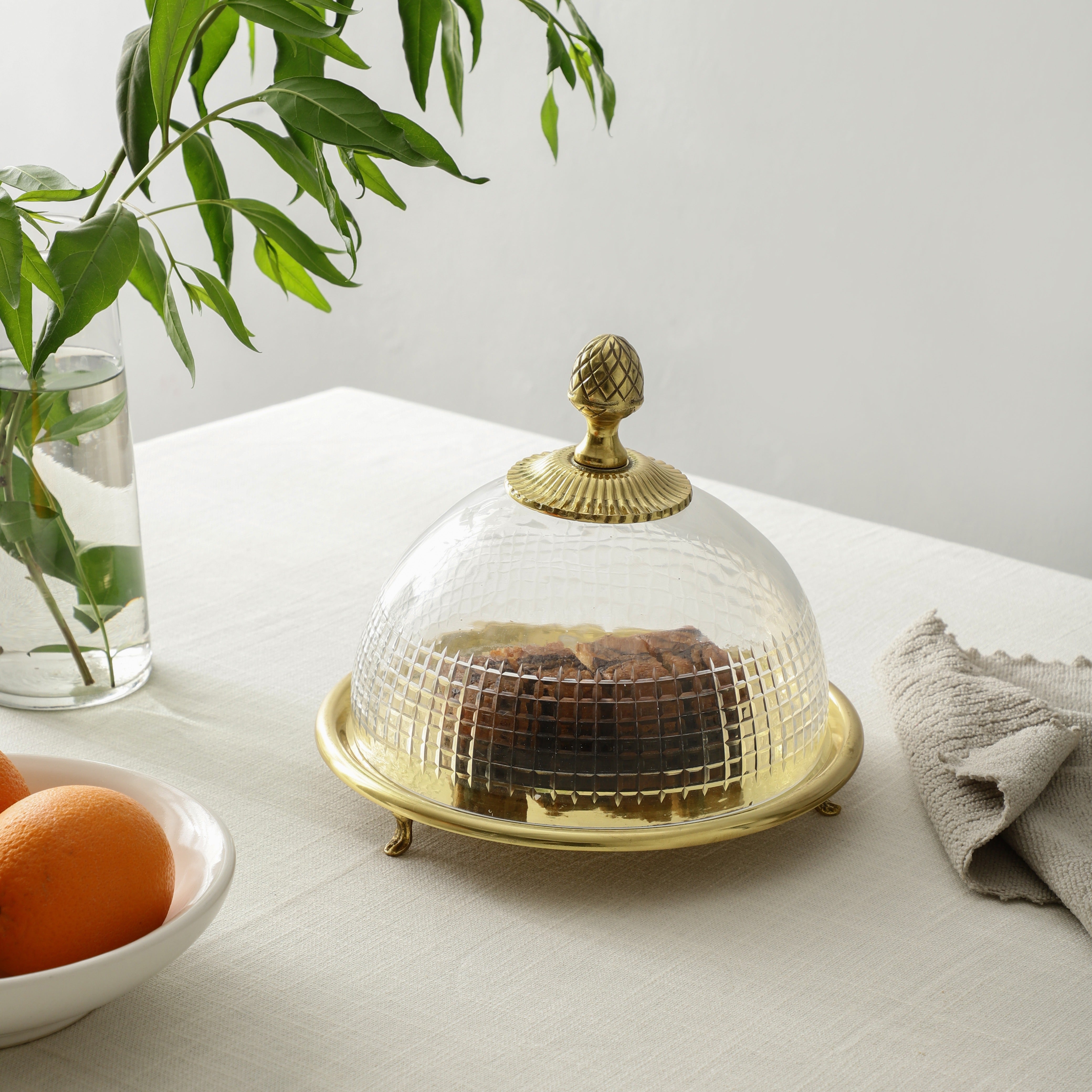 Faiza Crystal cut Cake dome gold - OUCHCART