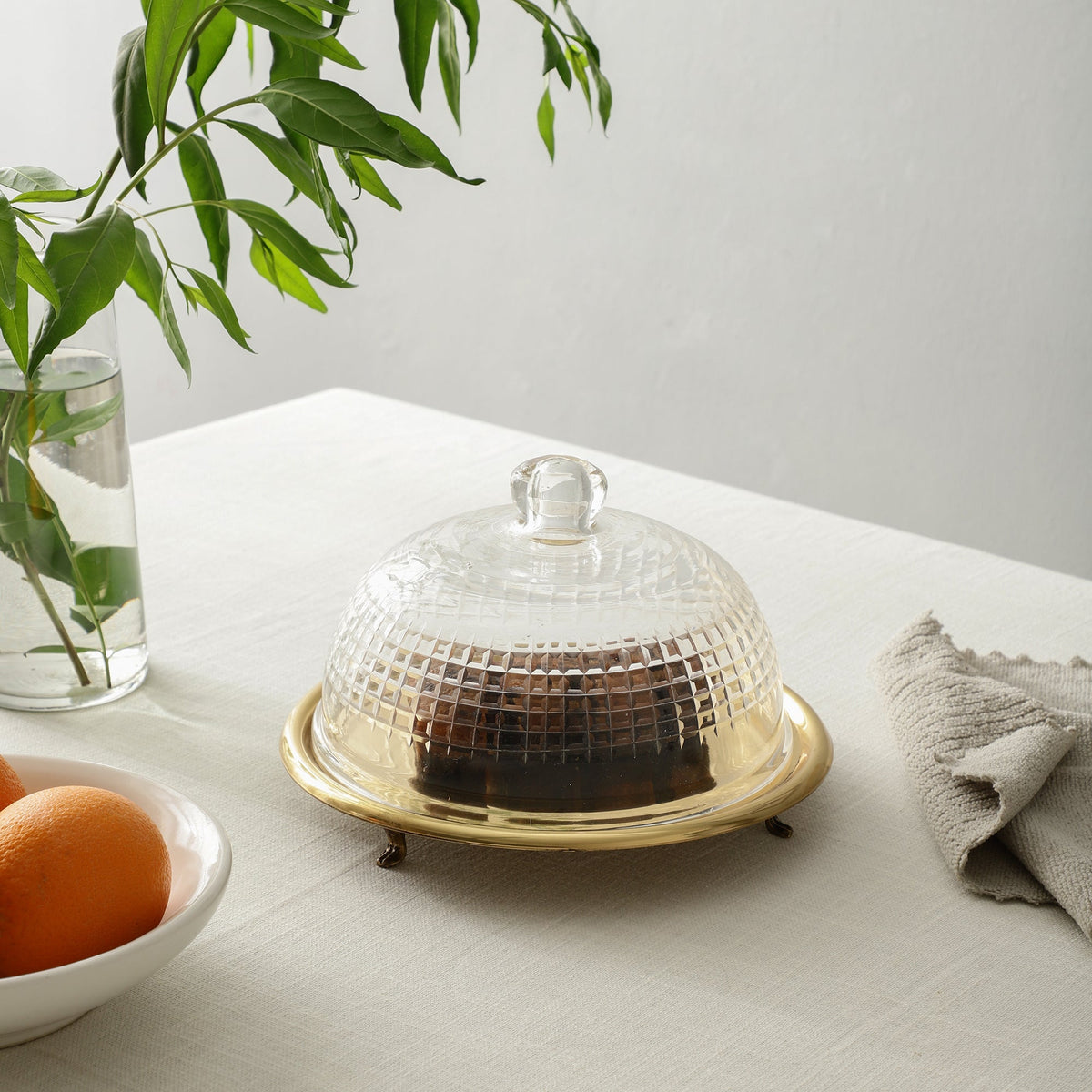 Leafy Glass Cake Dome in Gold M.M.I. OVERSEAS