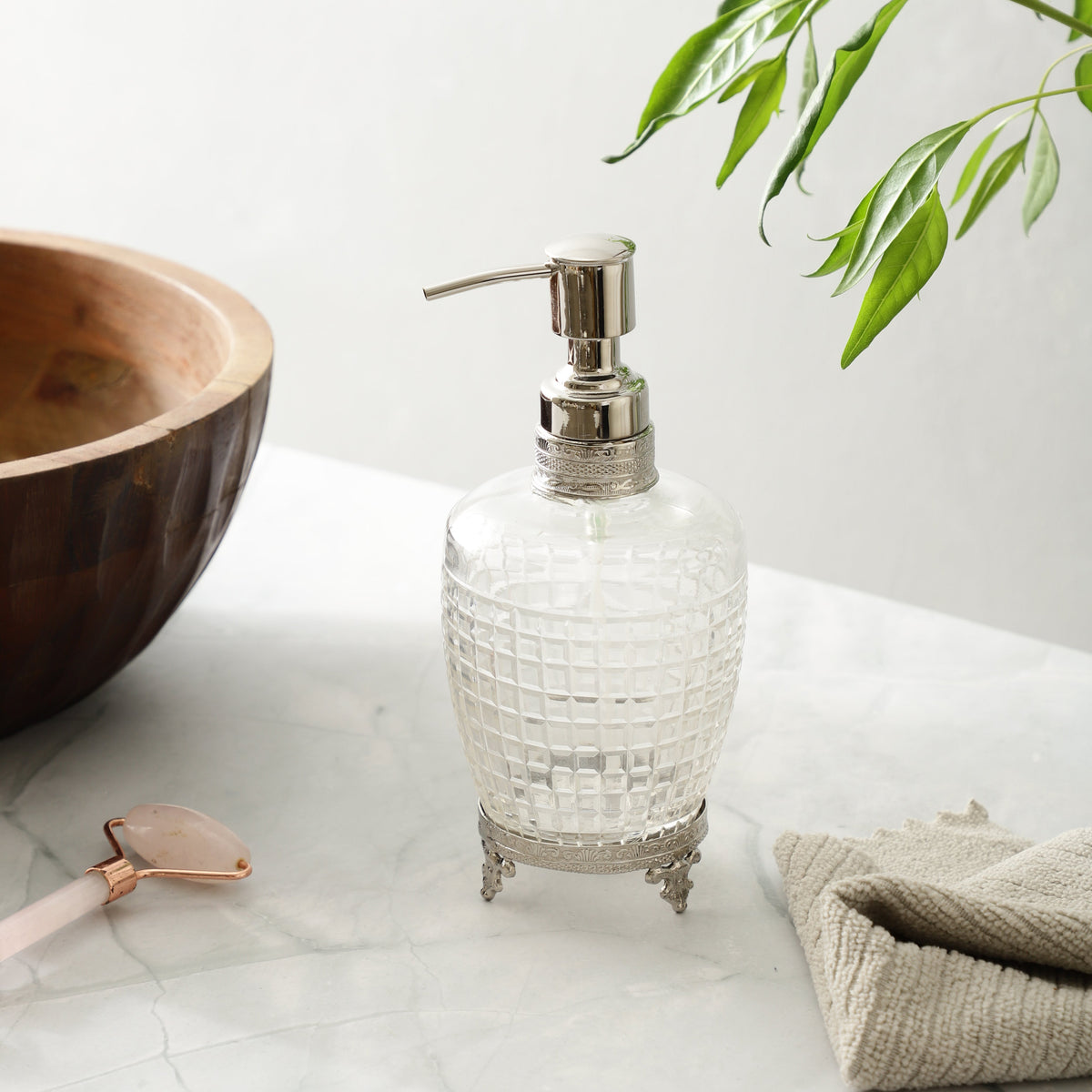 Alvario crystal Cut dispenser in silver M.M.I. OVERSEAS