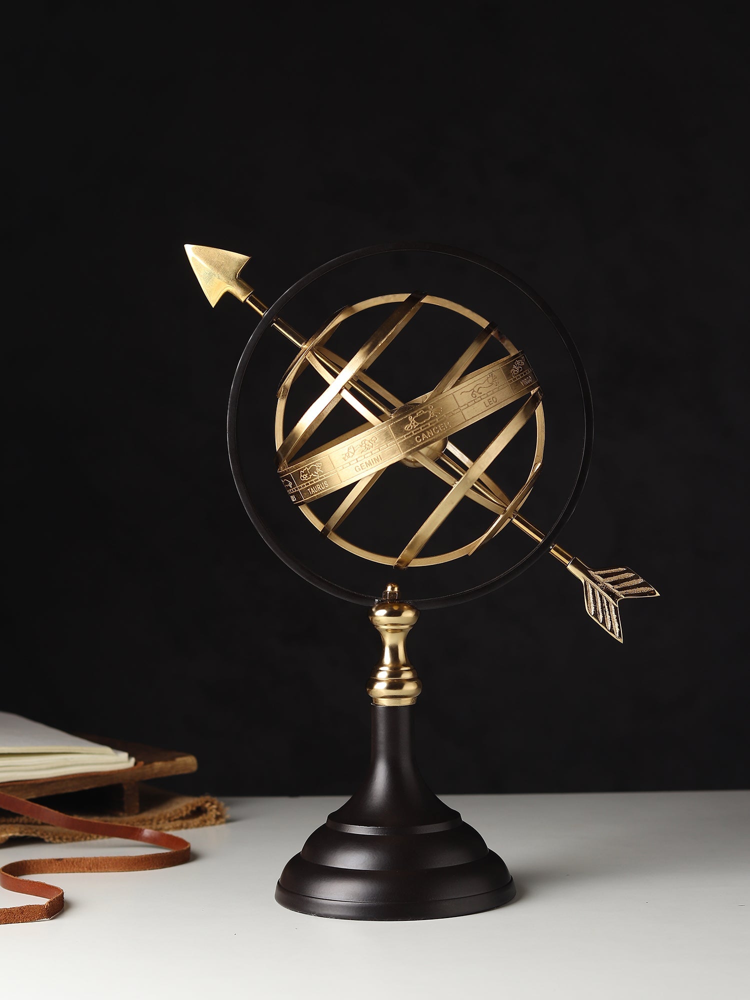 Astral Metal Globe M.M.I. OVERSEAS