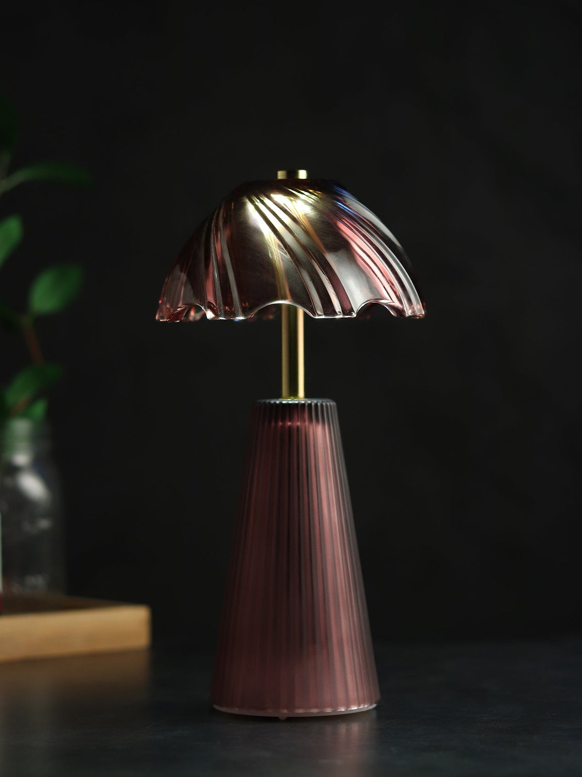 Calista Crystelle Glass Lamp Ouch Cart