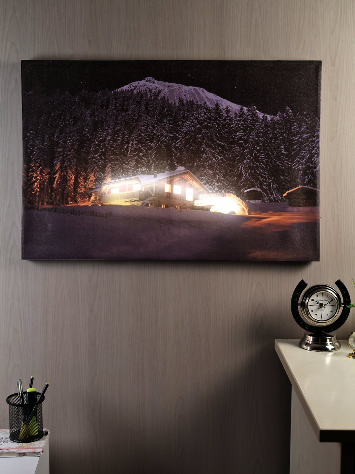 Golden Retreat โ Illuminated Cabin Wall Art M.M.I. OVERSEAS