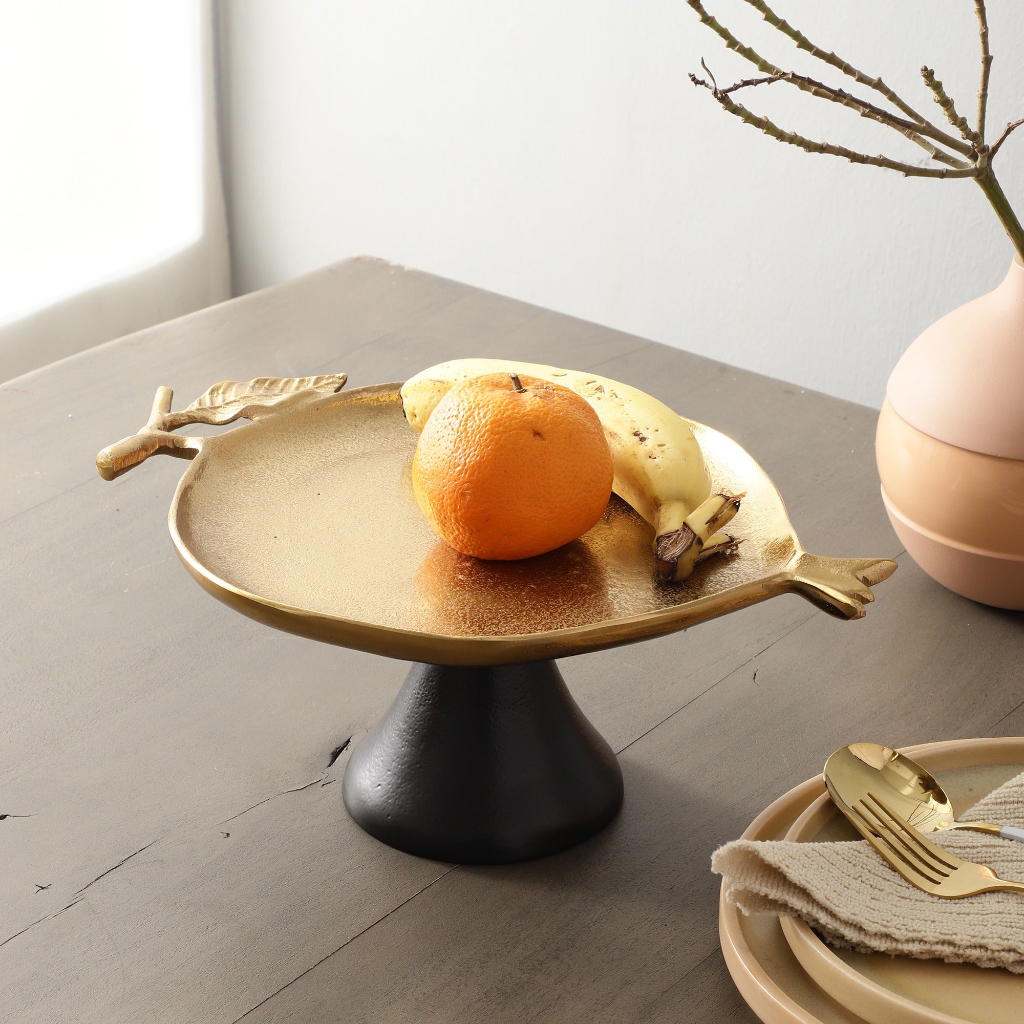 Pomegranate Metal Platter in Gold Black M.M.I. OVERSEAS
