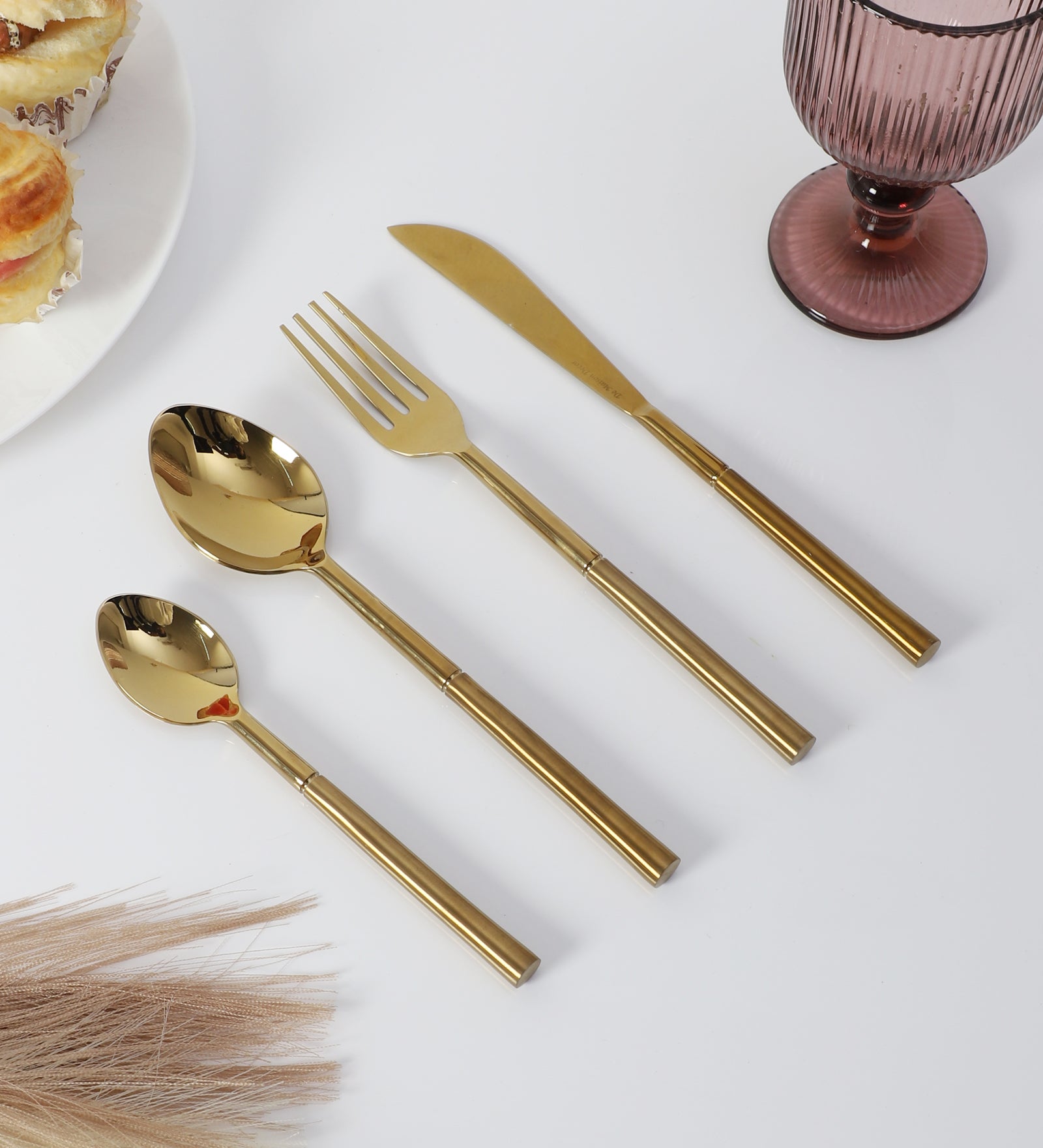 Lark Cutlery Set