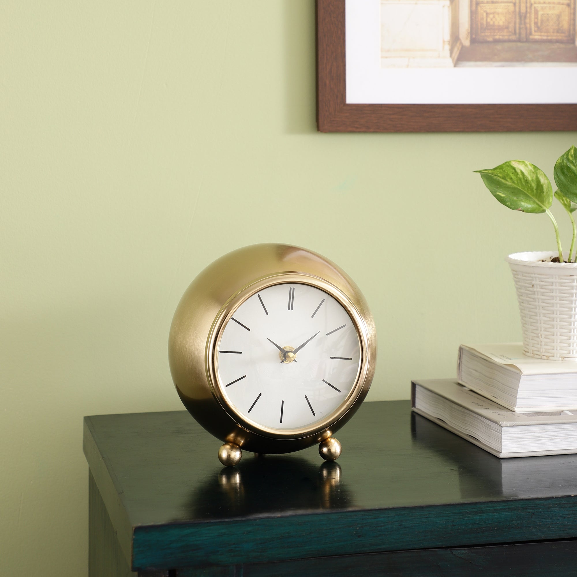 Seraphic Veil Desk Clock M.M.I. OVERSEAS