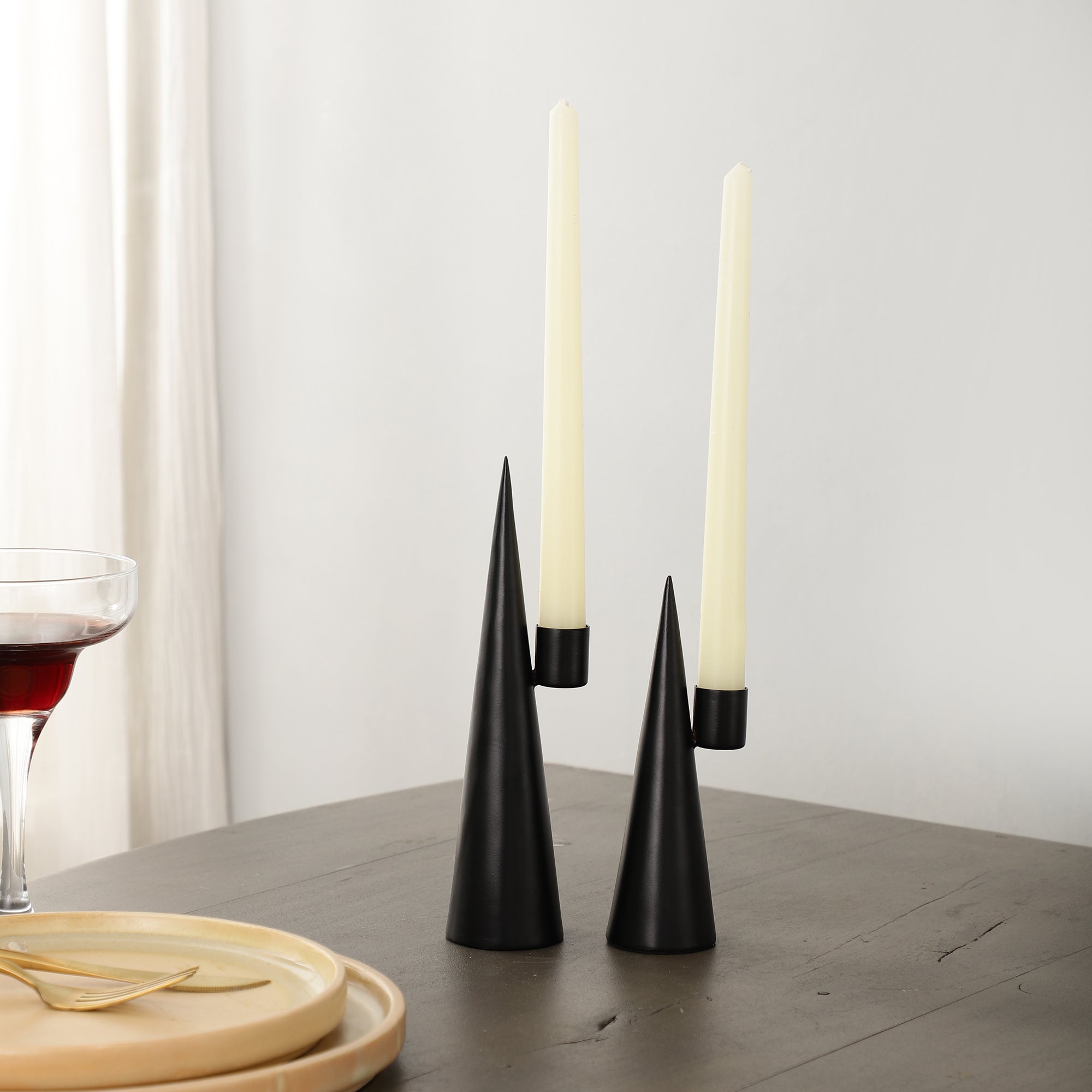 Solstice Cone Holder Black