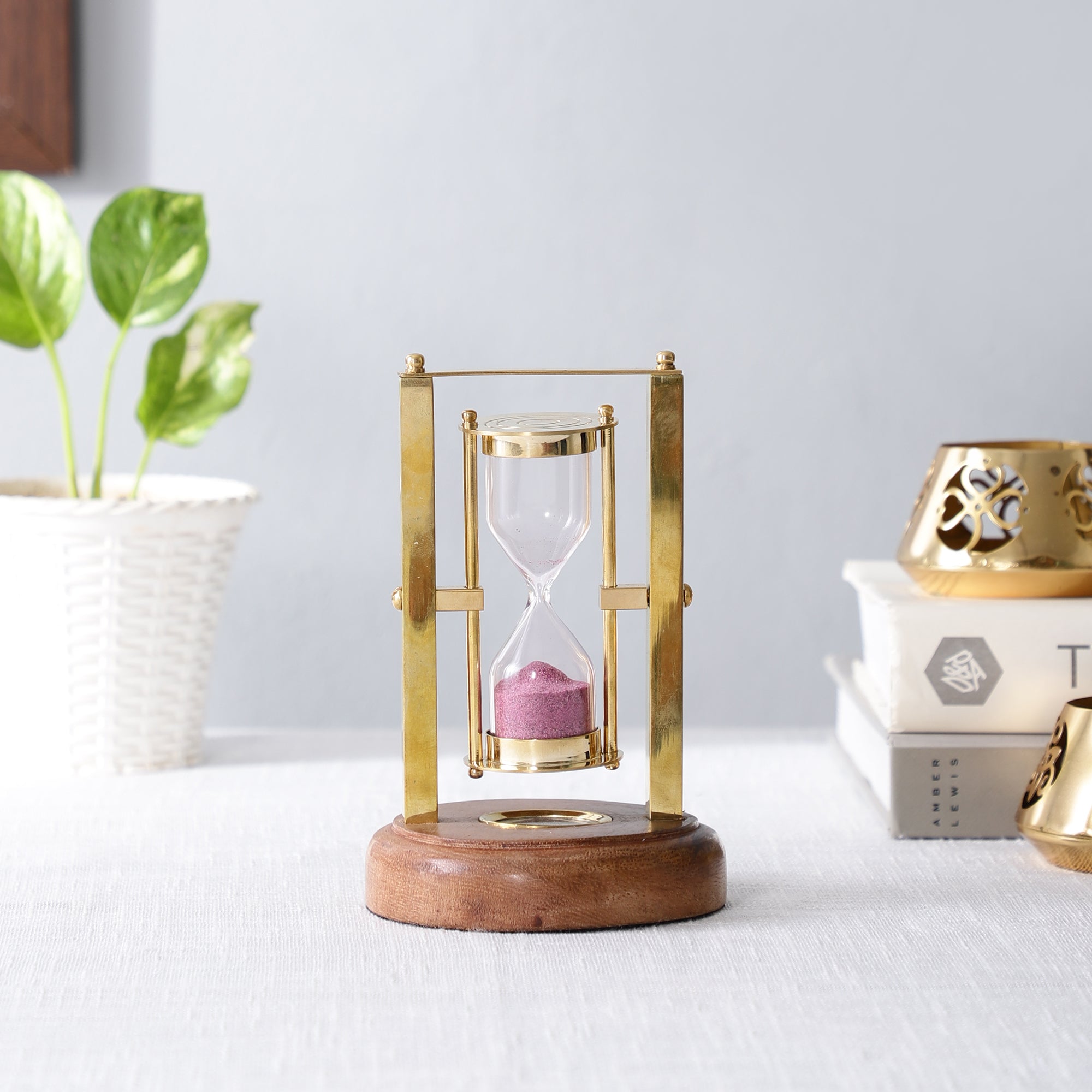 Marshal's Hourglass