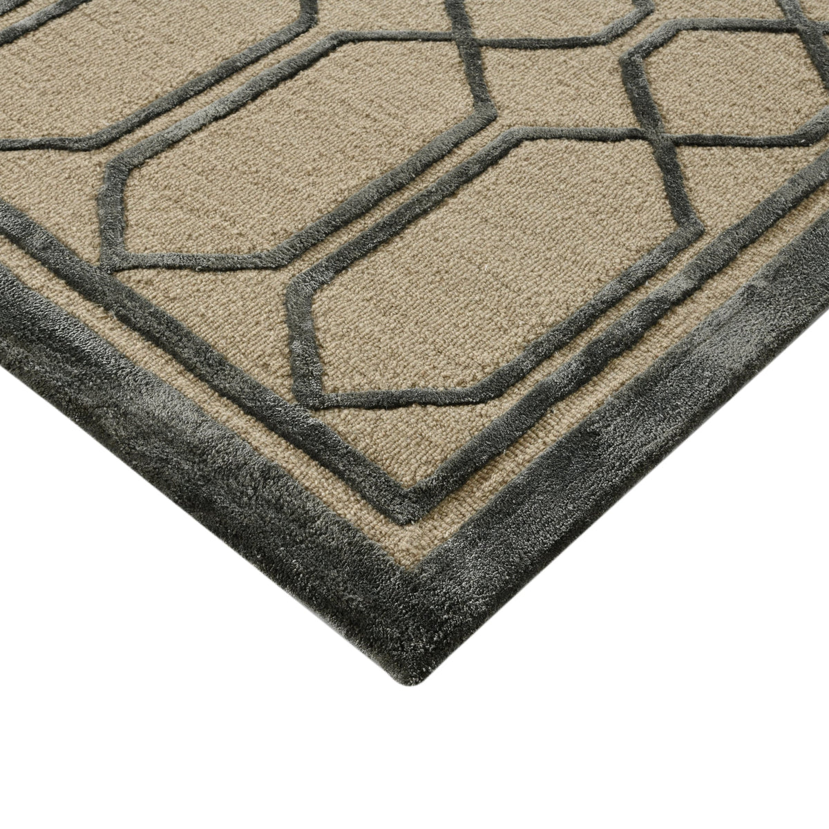 Saraswati Global Rug, Wool Area Rug, Vibrant And Luxurius Rug, 4x6 Feet, Anti Slip & Anti Skid Baking Carpet, Modern Rug, Ideal for Bedroom, Living Room, and Dining Room, Kids Room, Office Rug. Saraswati Global