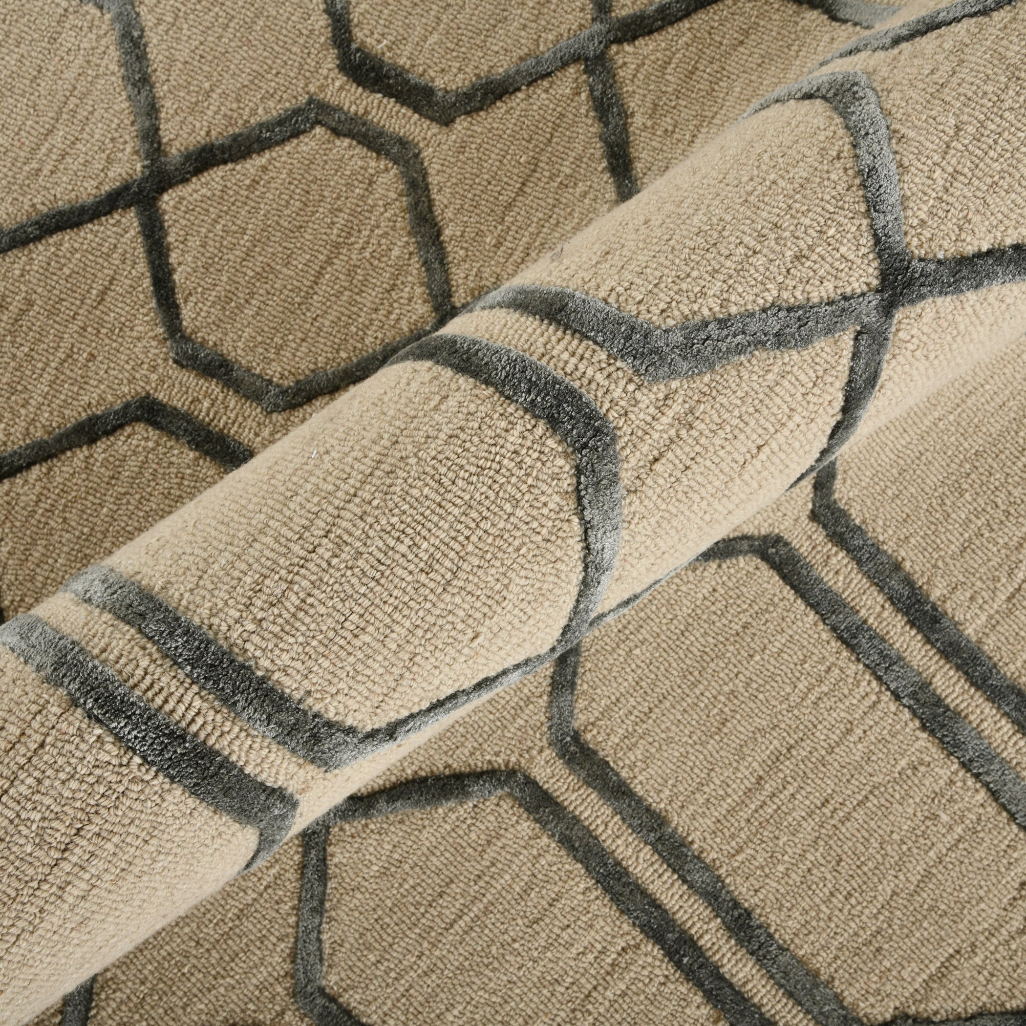 Saraswati Global Rug Handmade,Premium Wool, Area Rug, 8x10 Feet, Elegant Designs, Anti-Skid & Anti Slip Backing Carpet , Ideal for Bedroom, Living Room, and Dining Room, Kids Room, Office Rug.