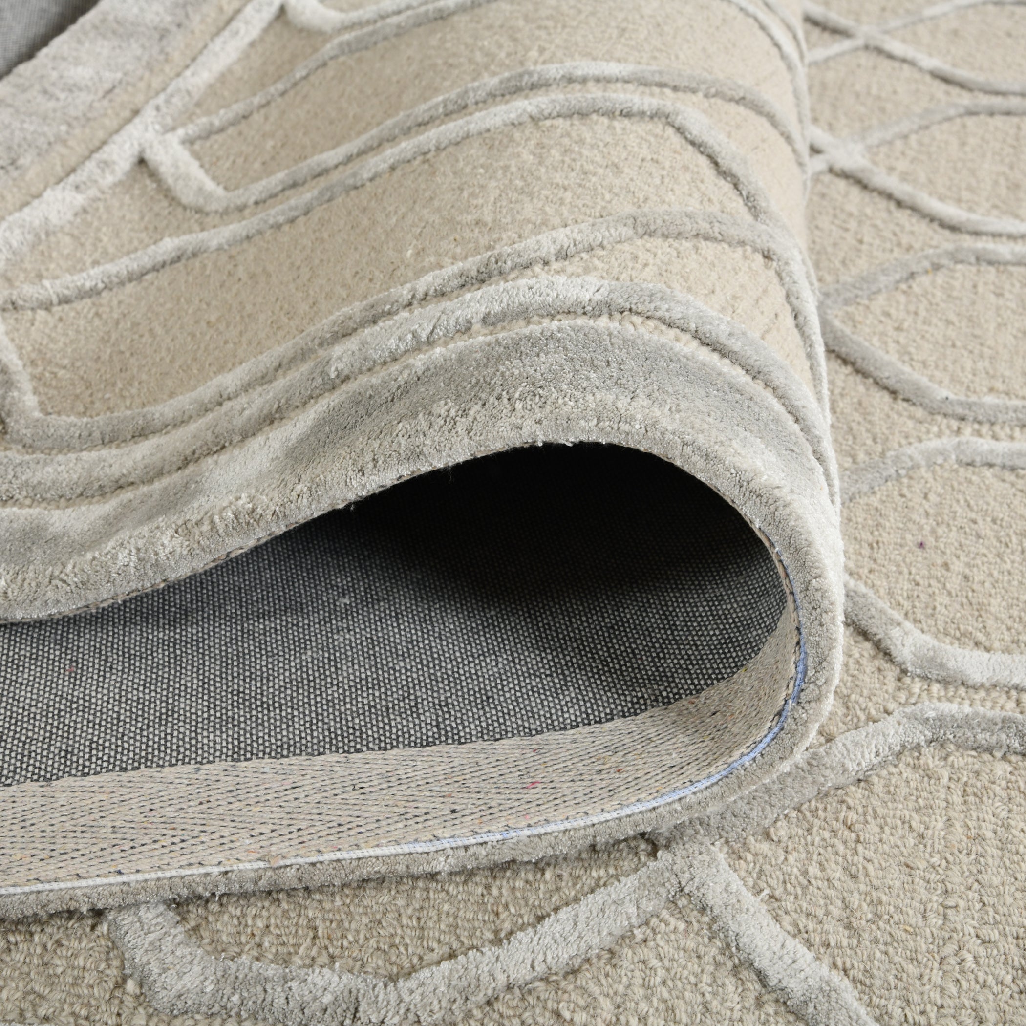 Saraswati Global Rug , Hand Tufted Area Rug, 8x10 Feet, Wool & Viscose Rug, Luxurious Anti-Skid & Anti Slip Backing Carpet , Ideal for Bedroom, Living Room, and Dining Room, Kids Room, Office Rug.